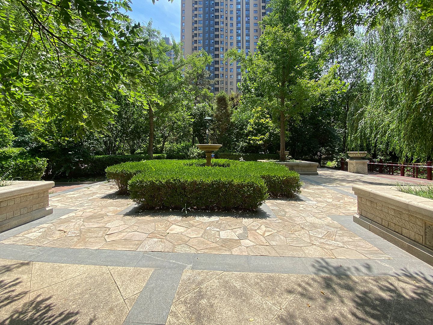 华贸城 environment