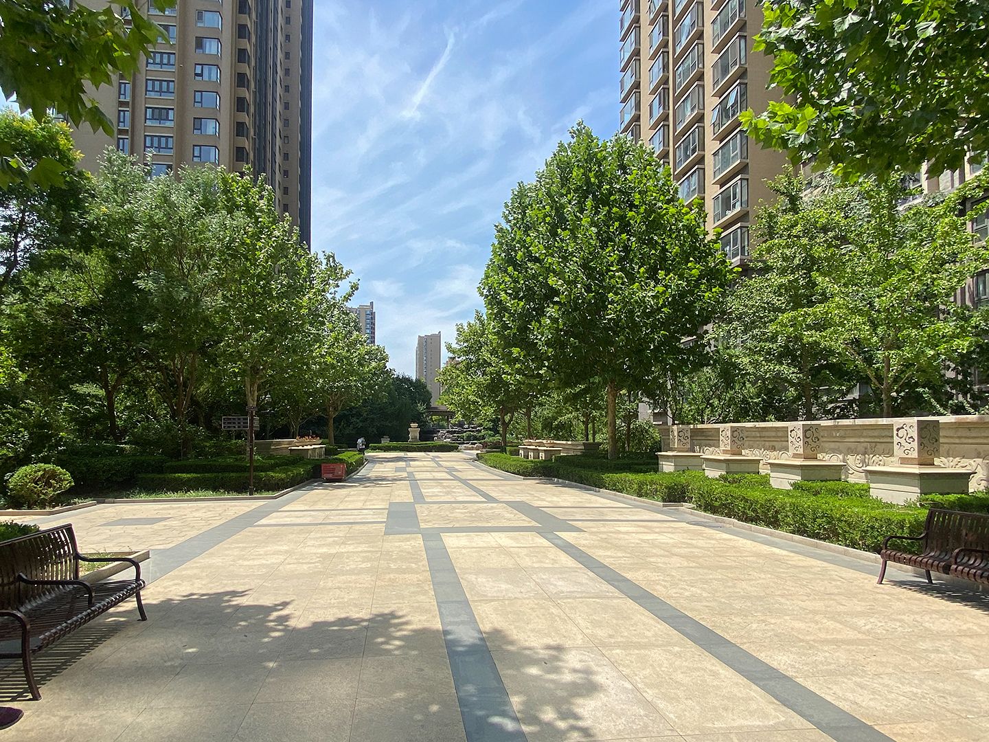 华贸城 environment