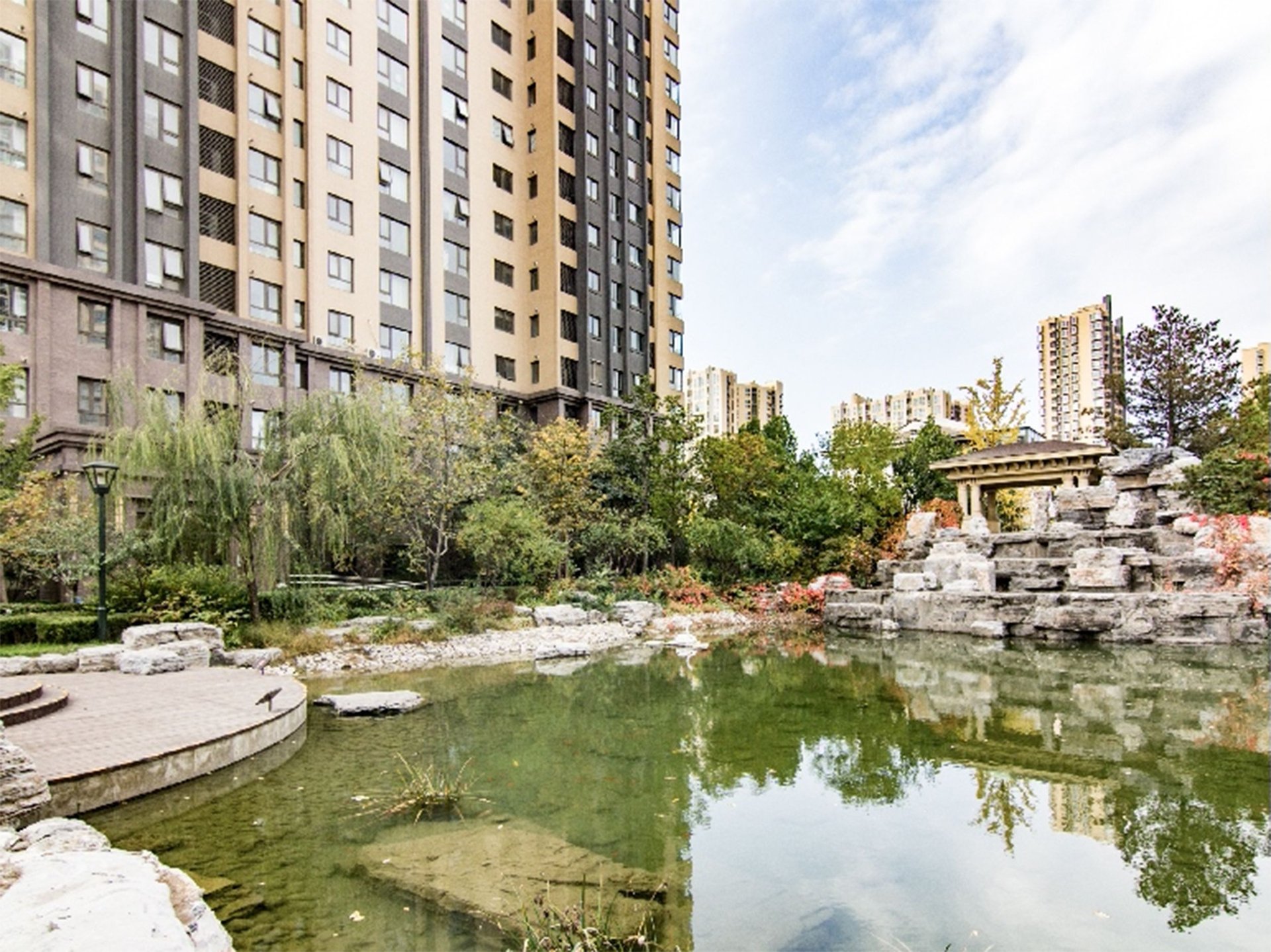 华贸城 environment