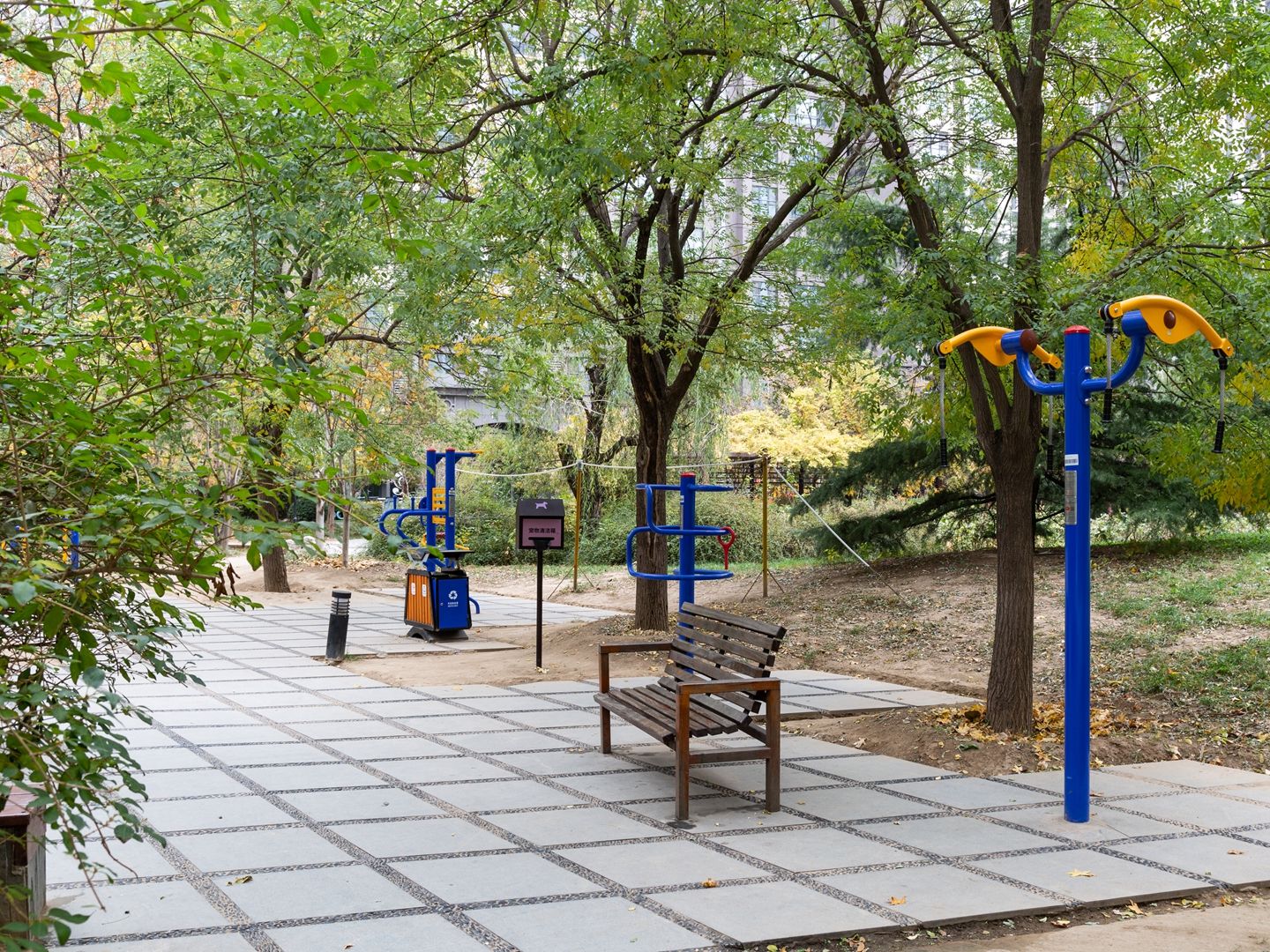 华业东方玫瑰A区 environment