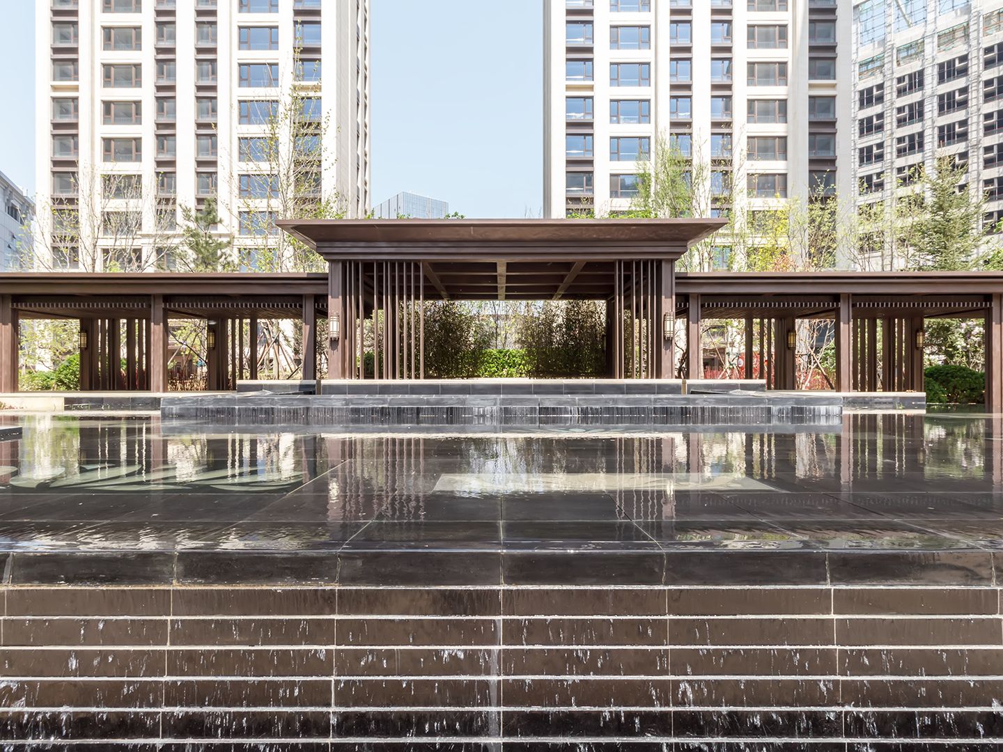 华远裘马四季 environment