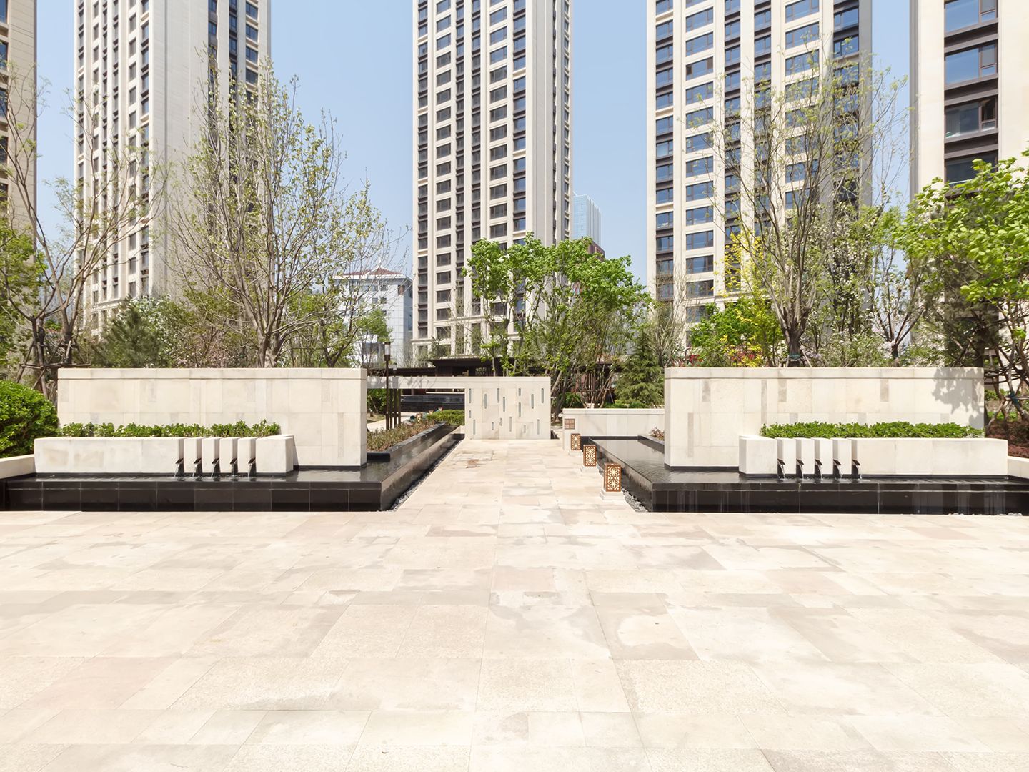 华远裘马四季 environment