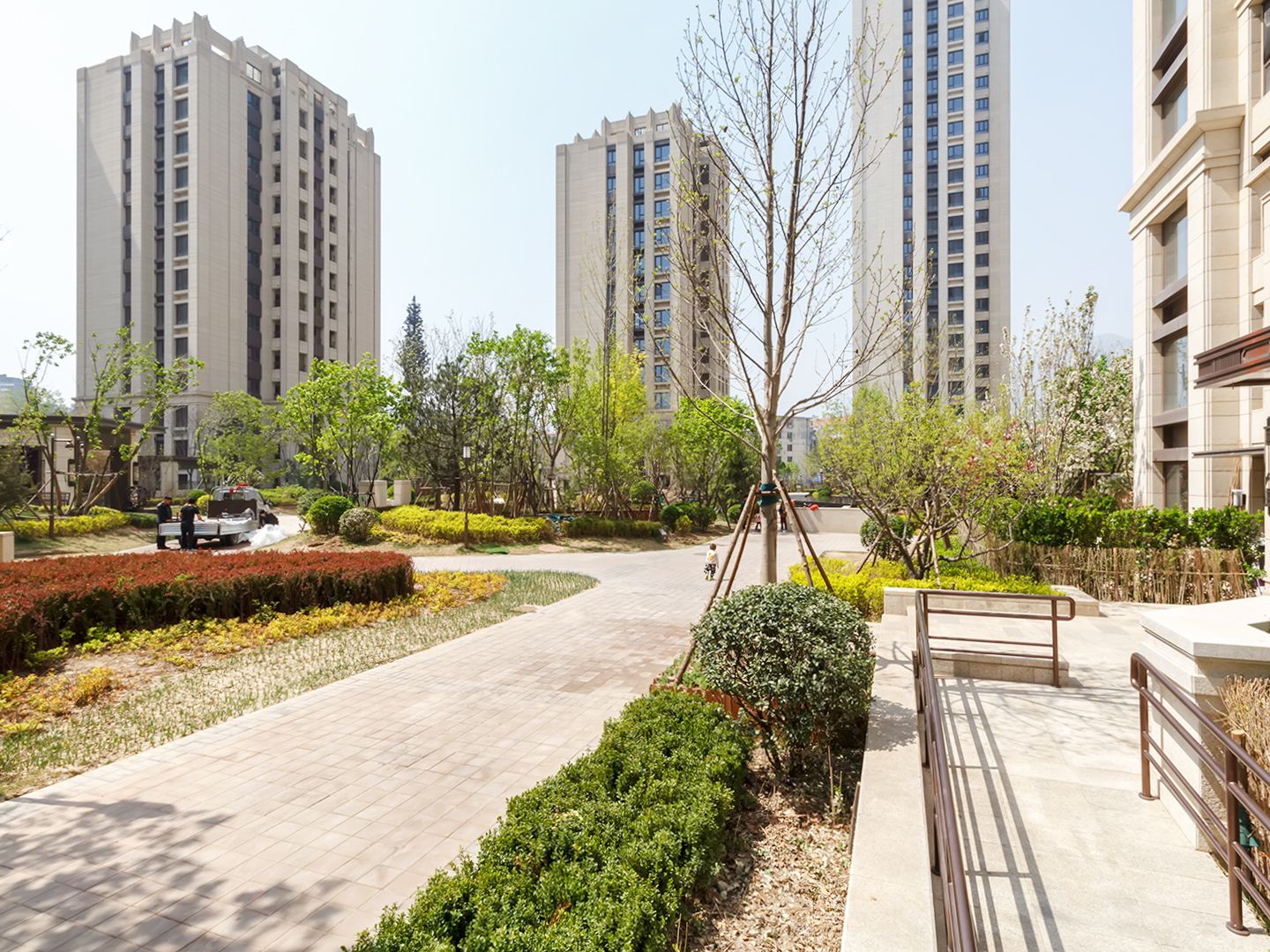 华远裘马四季 environment