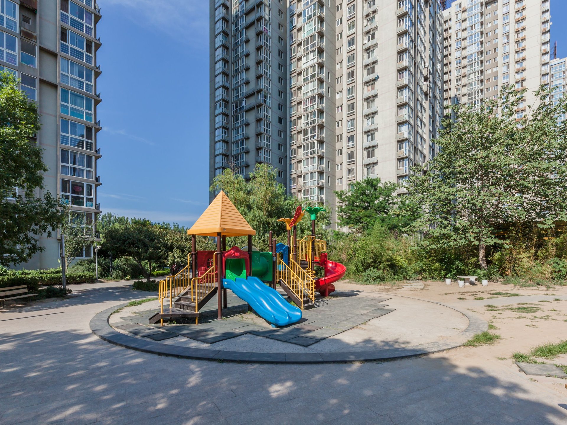 嘉铭桐城C区 environment