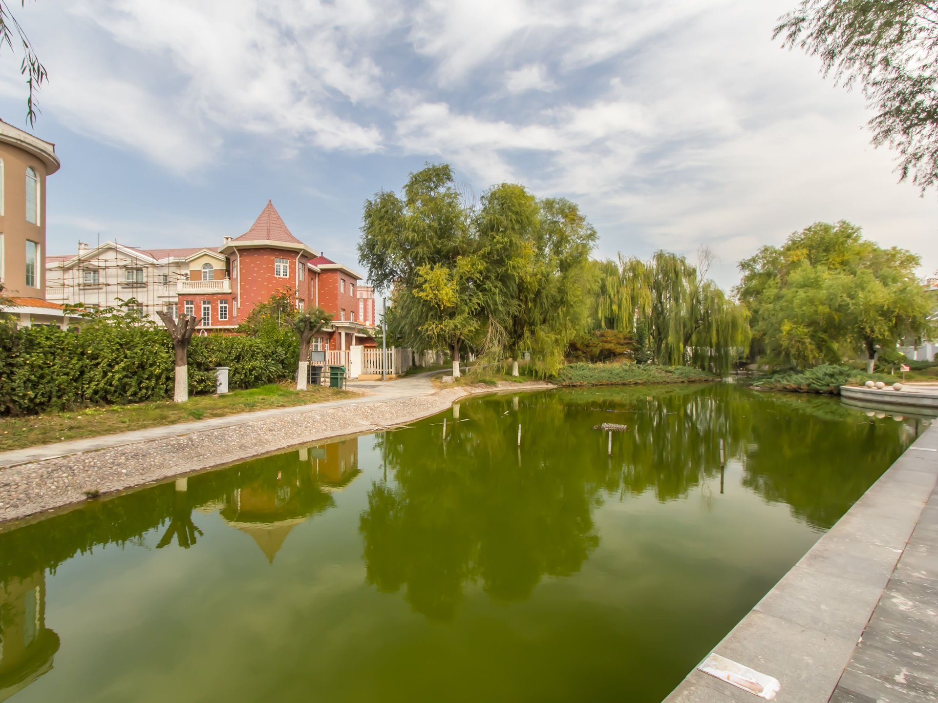 加州水郡一期 environment