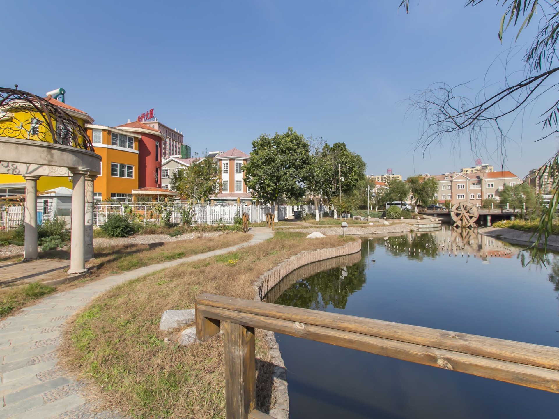 加州水郡一期 environment