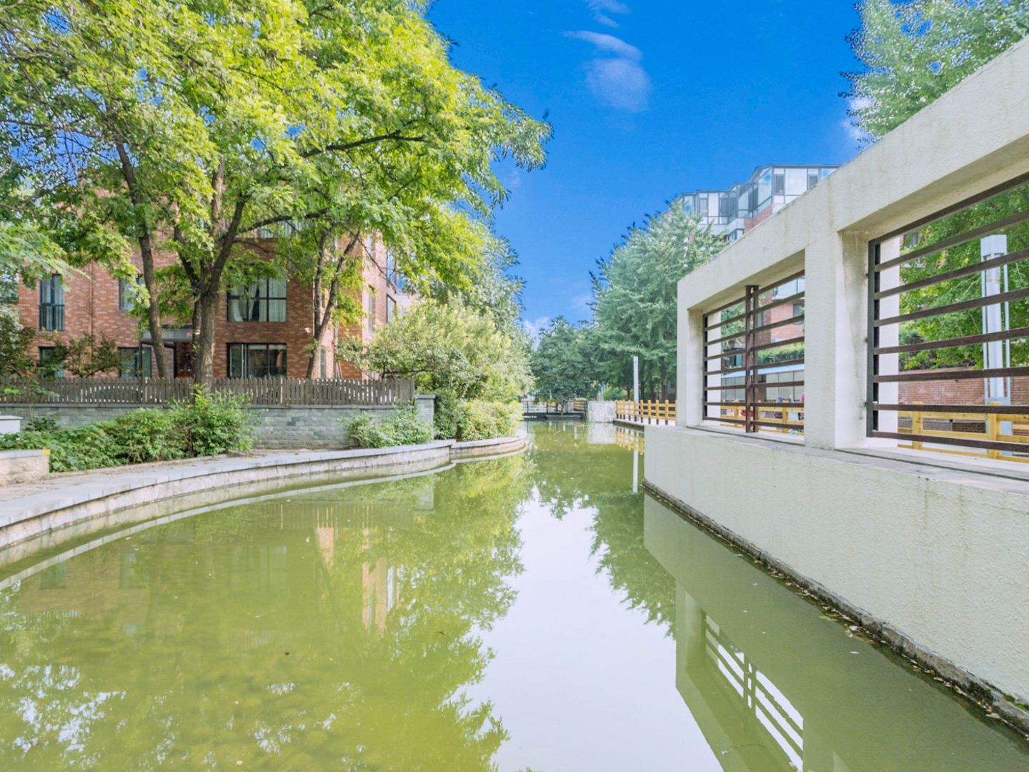 金地格林小镇 environment