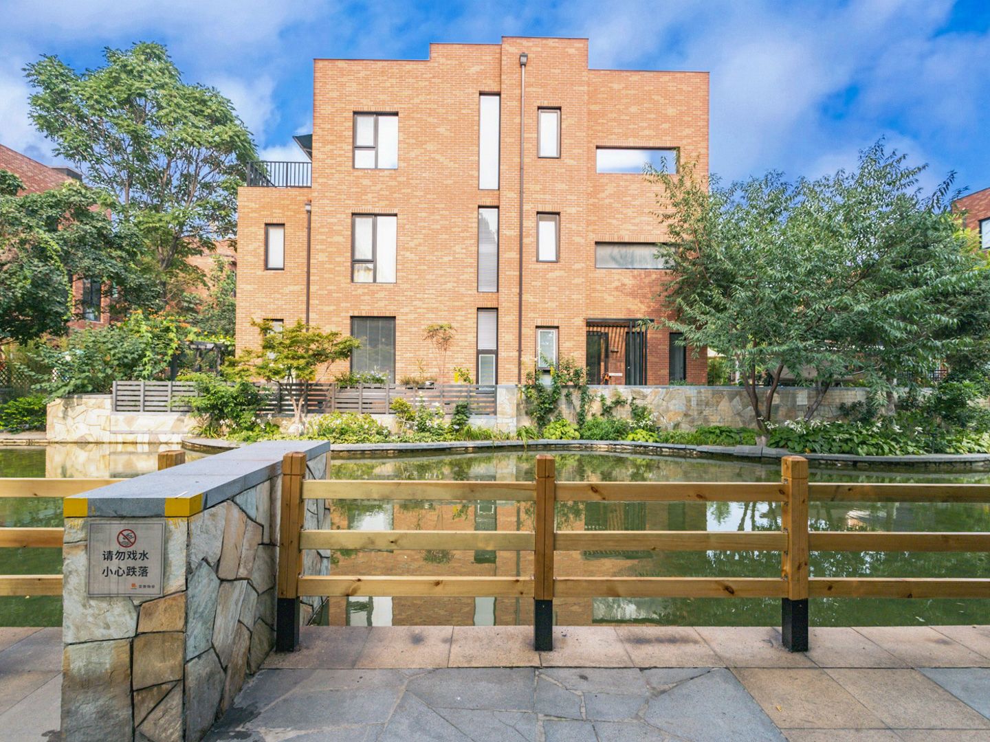 金地格林小镇 environment