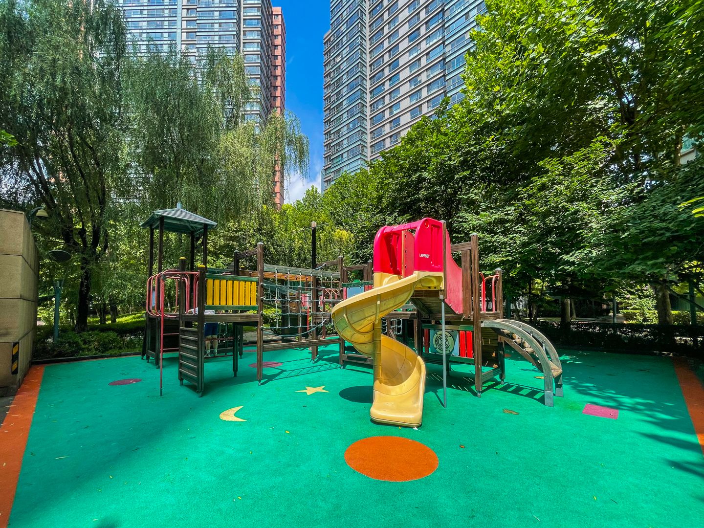 金地国际花园 environment