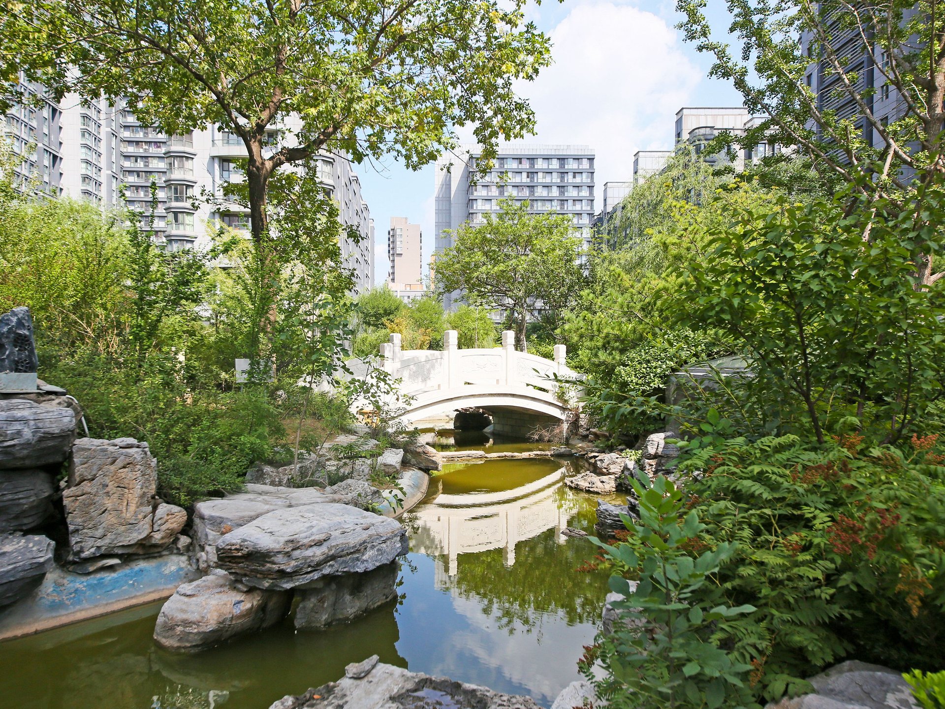 金都杭城东区 environment