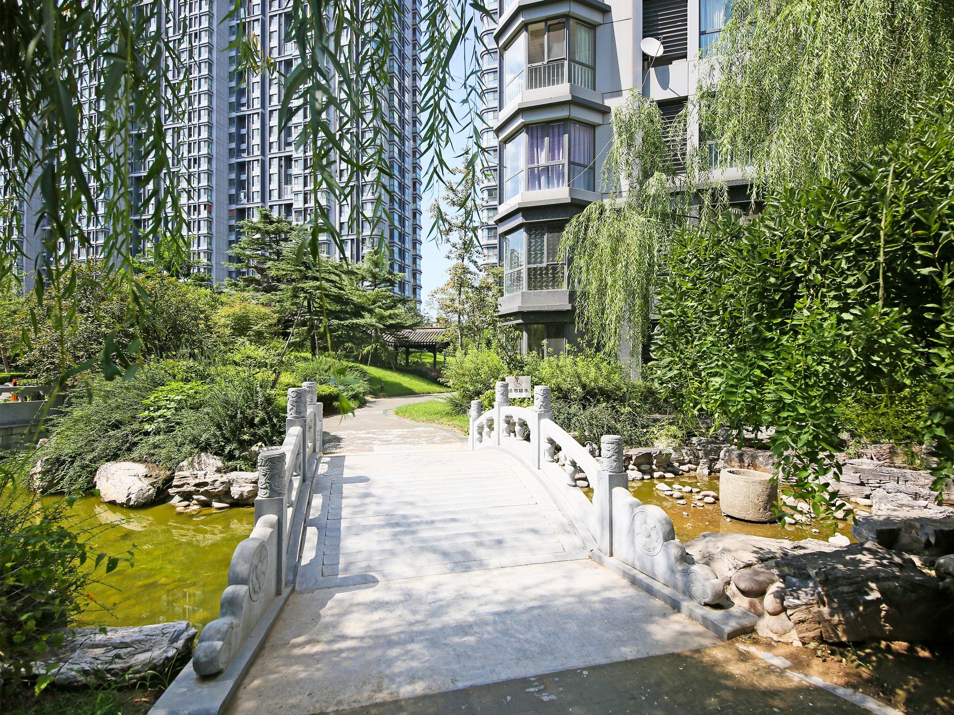 金都杭城东区 environment