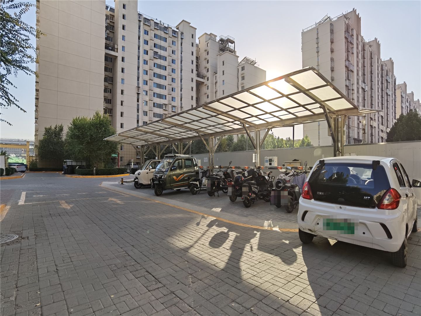 京奥港枫泉花园 environment