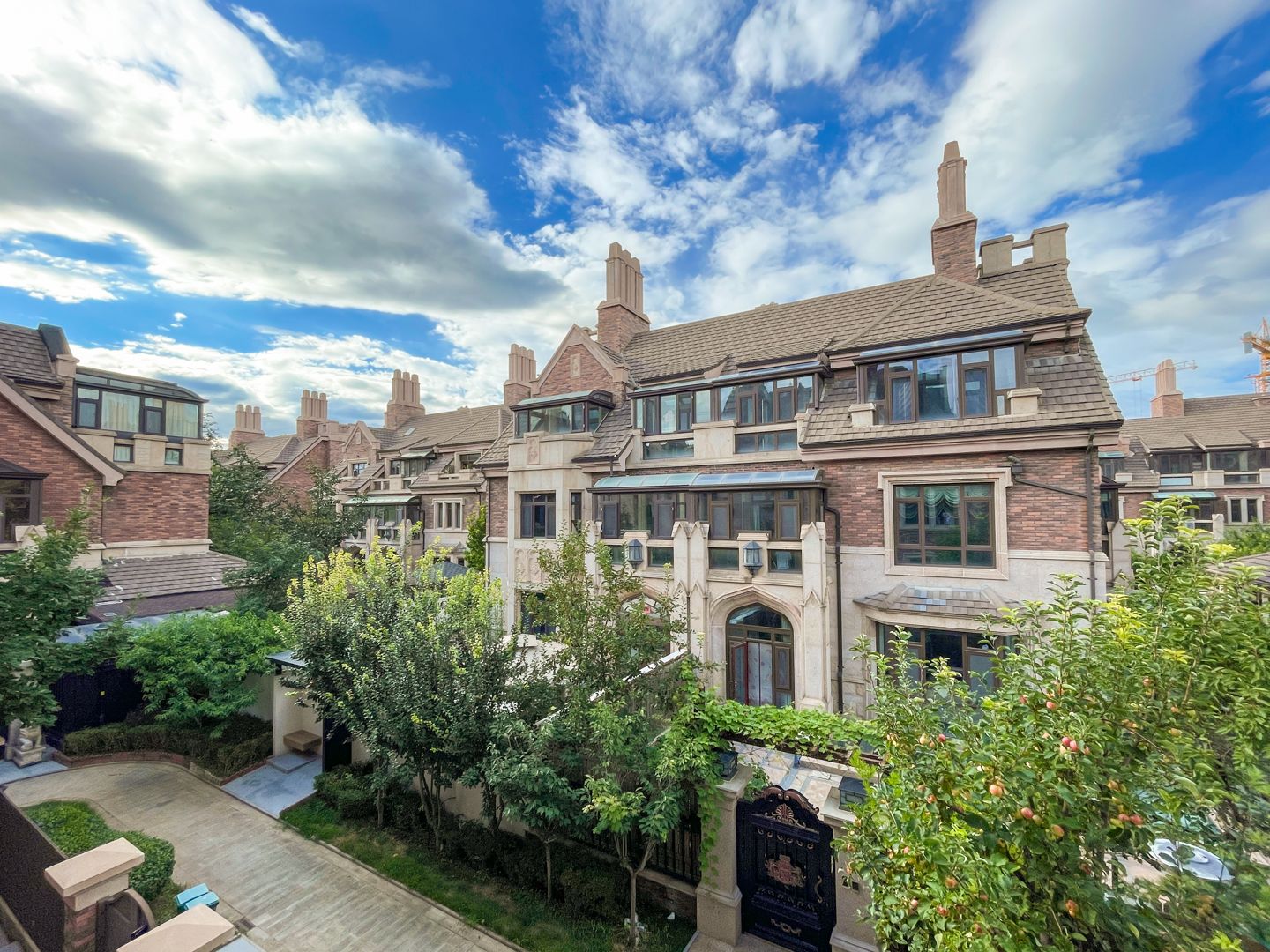 京基鹭府 environment