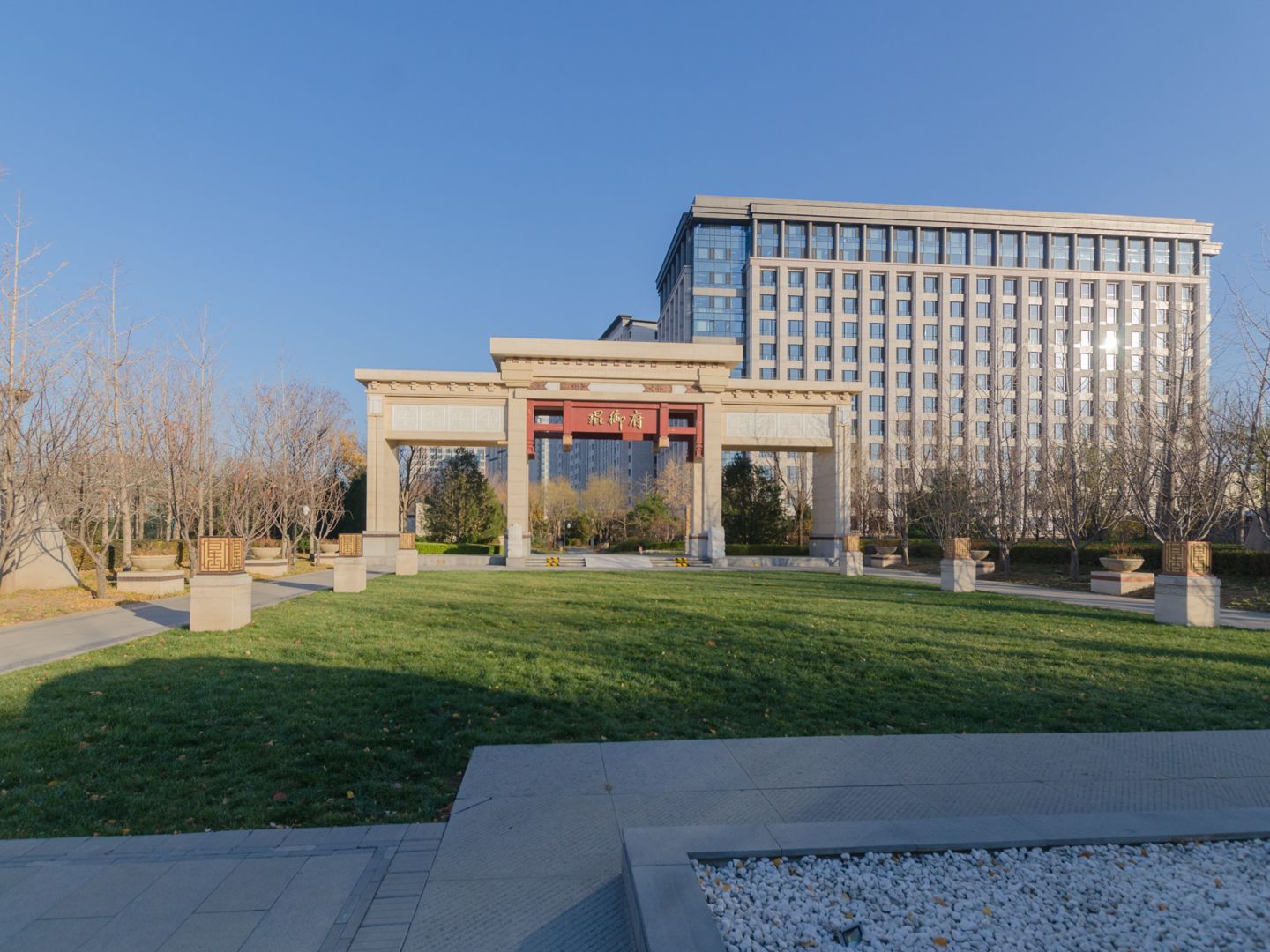 京投银泰琨御府 environment