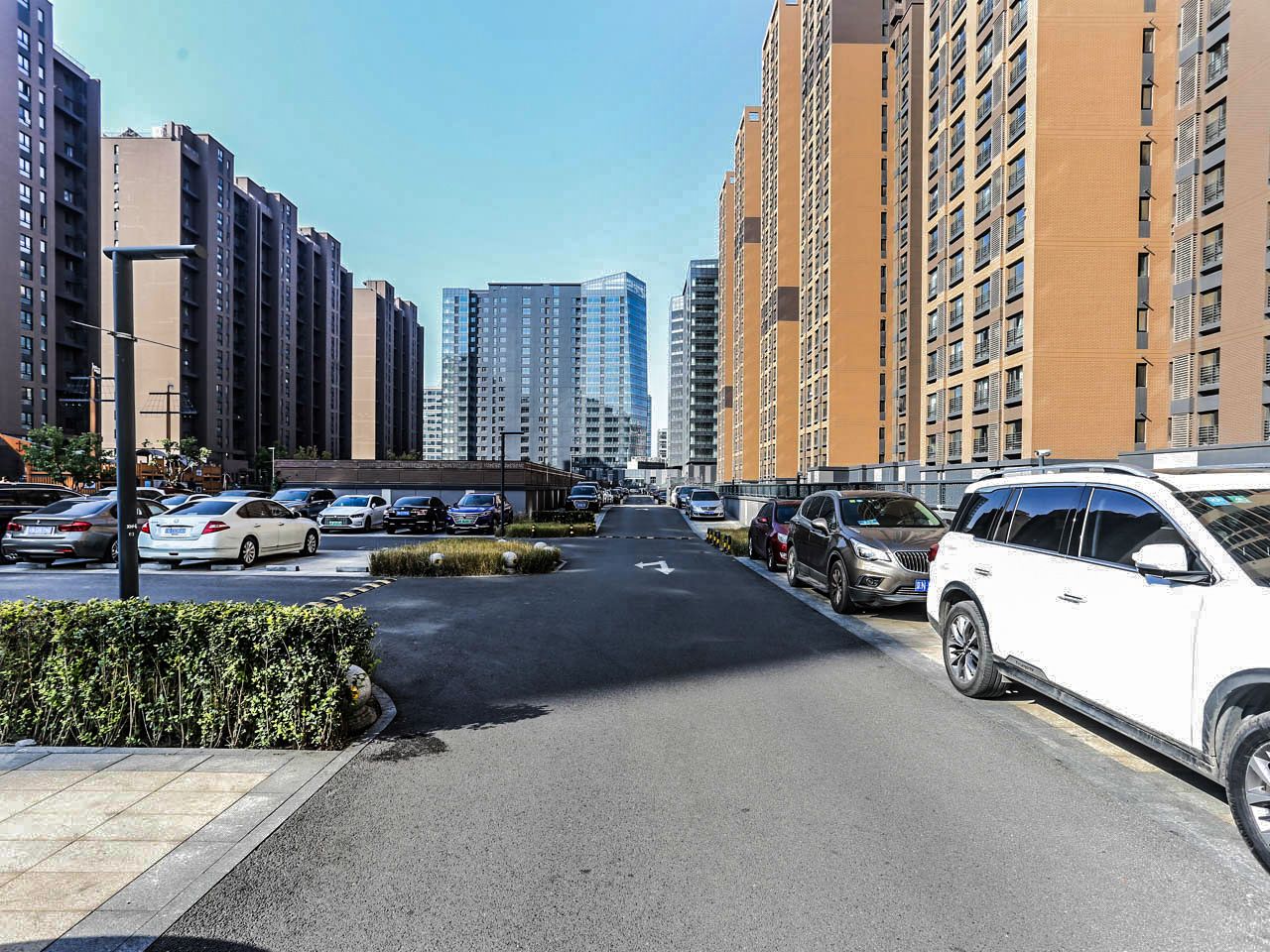 京投银泰万科西华府 environment