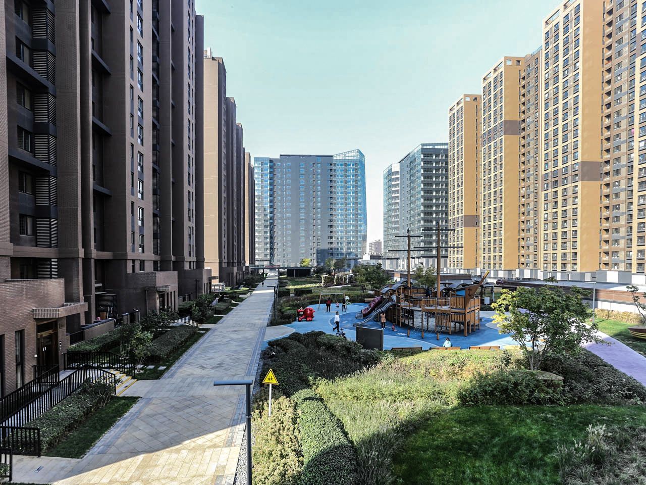 京投银泰万科西华府 environment