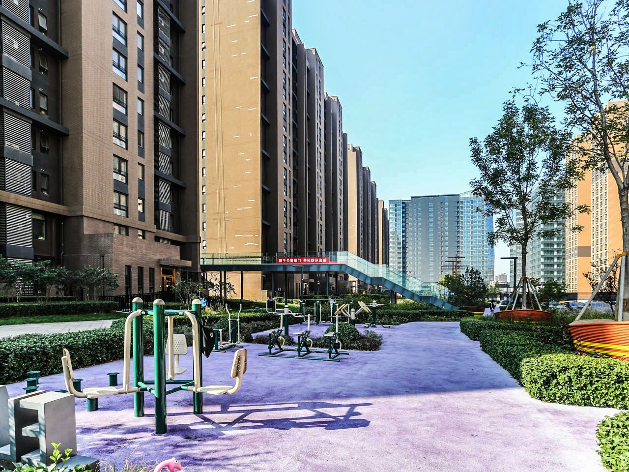 京投银泰万科西华府 environment