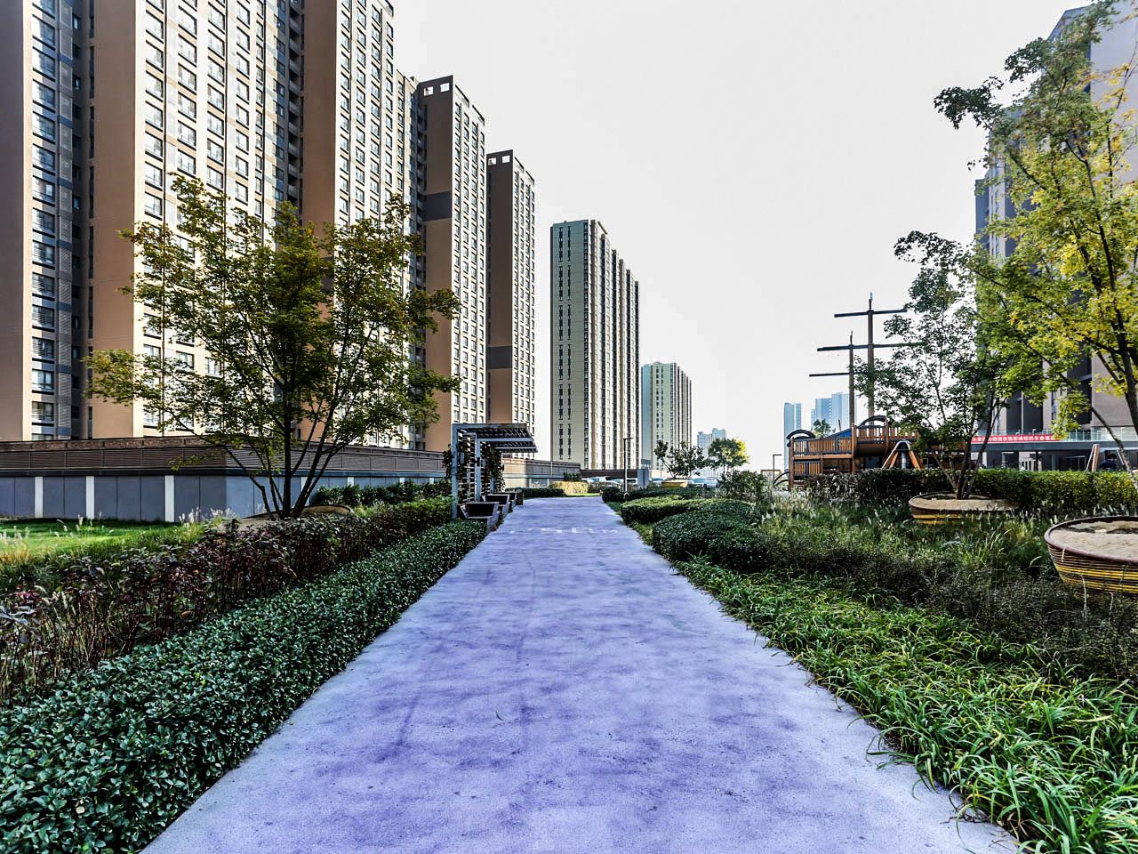 京投银泰万科西华府 environment