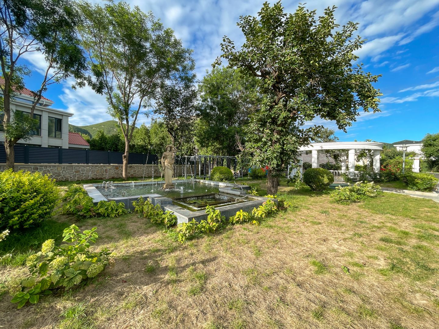 静之湖度假山庄 environment