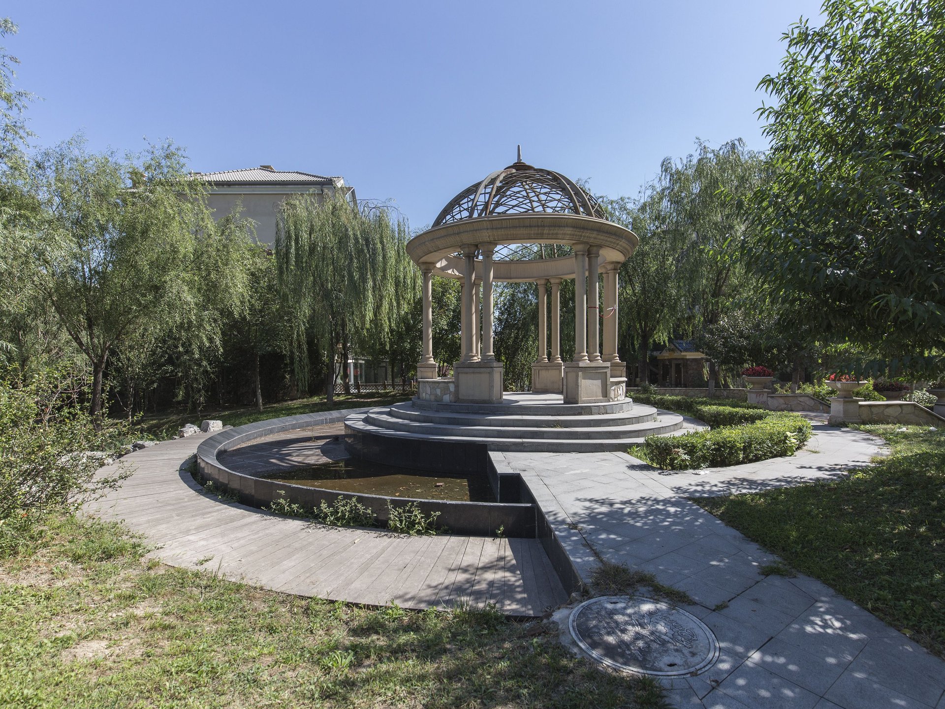 金色漫香林五期 environment