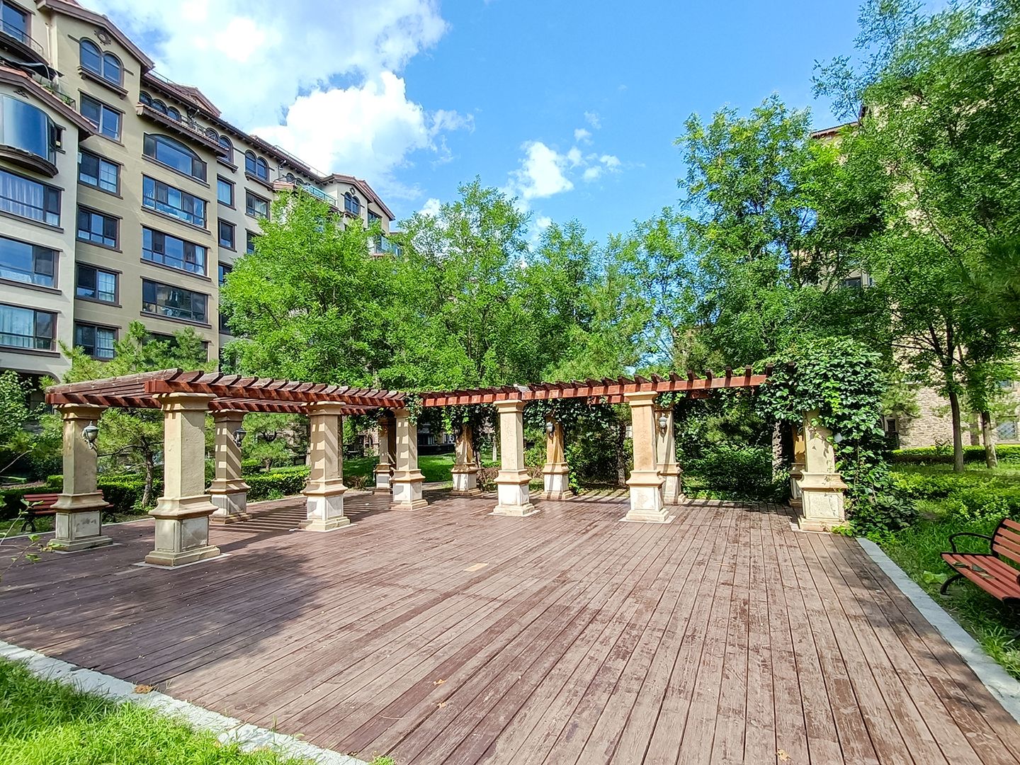 金色漫香苑 environment