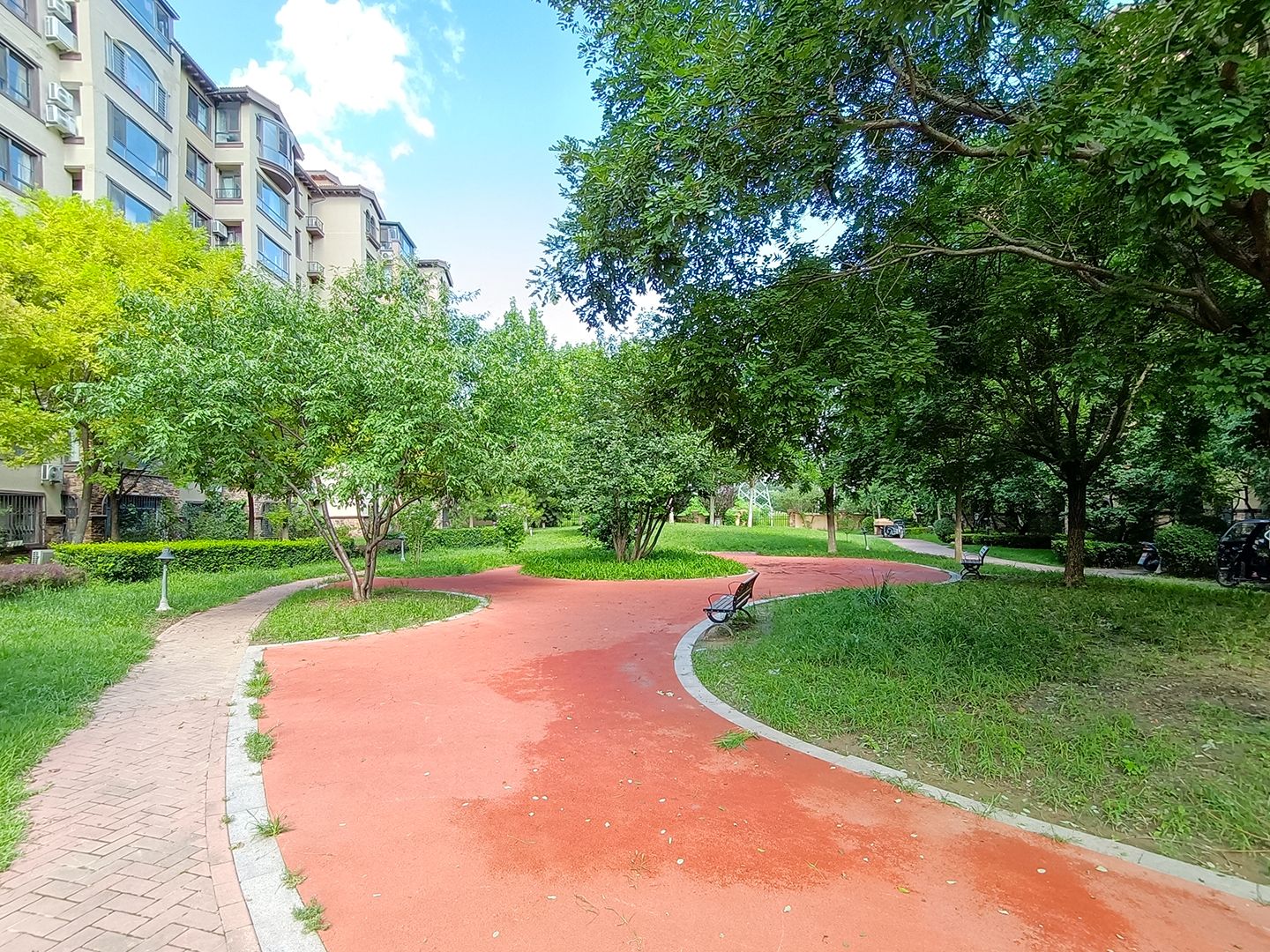 金色漫香苑 environment