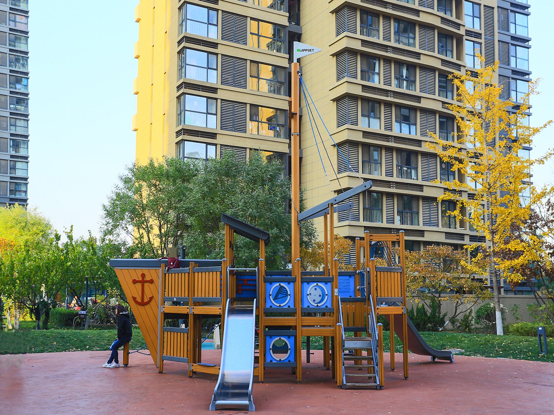 金域华府二期 environment