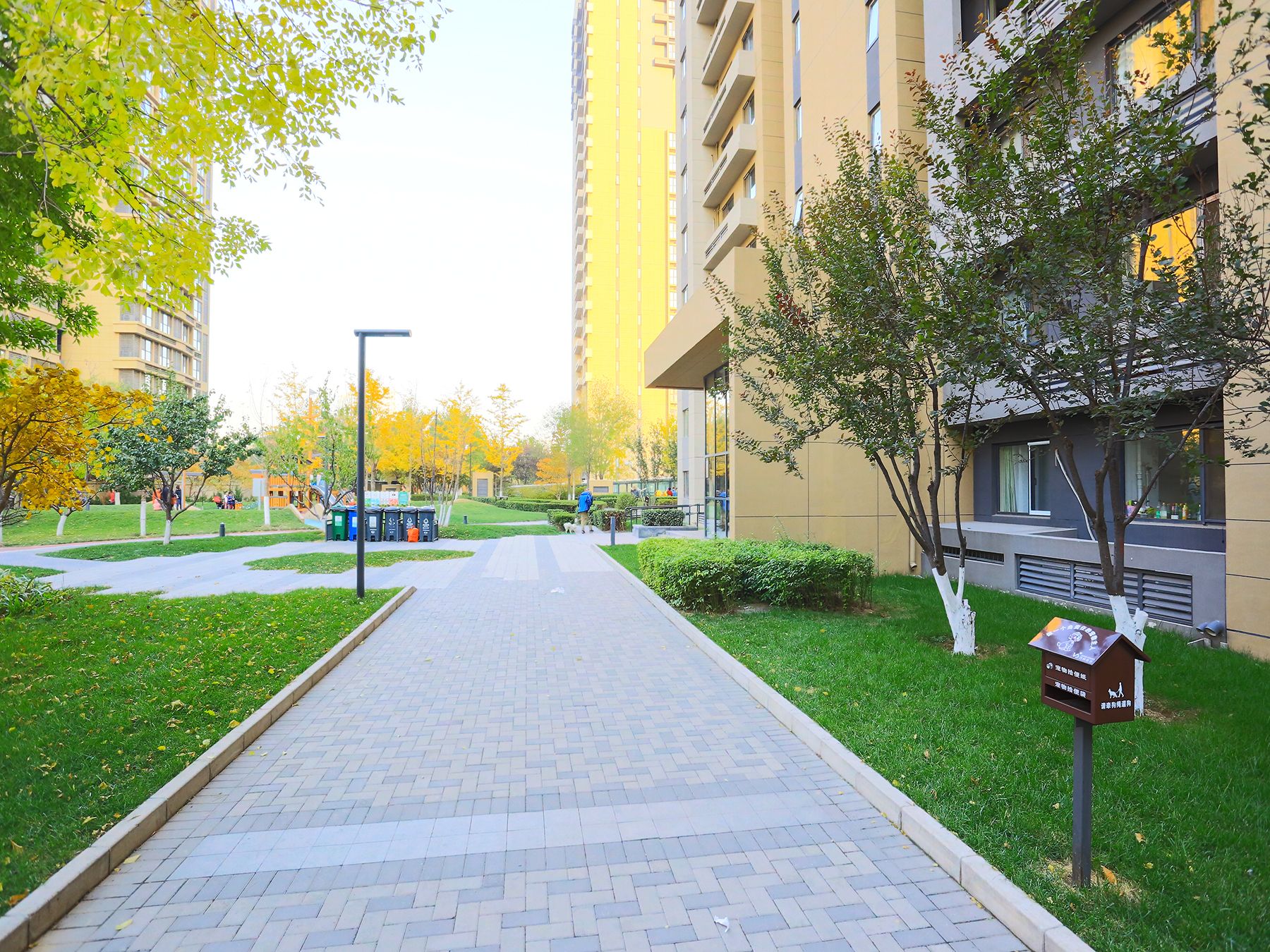 金域华府二期 environment