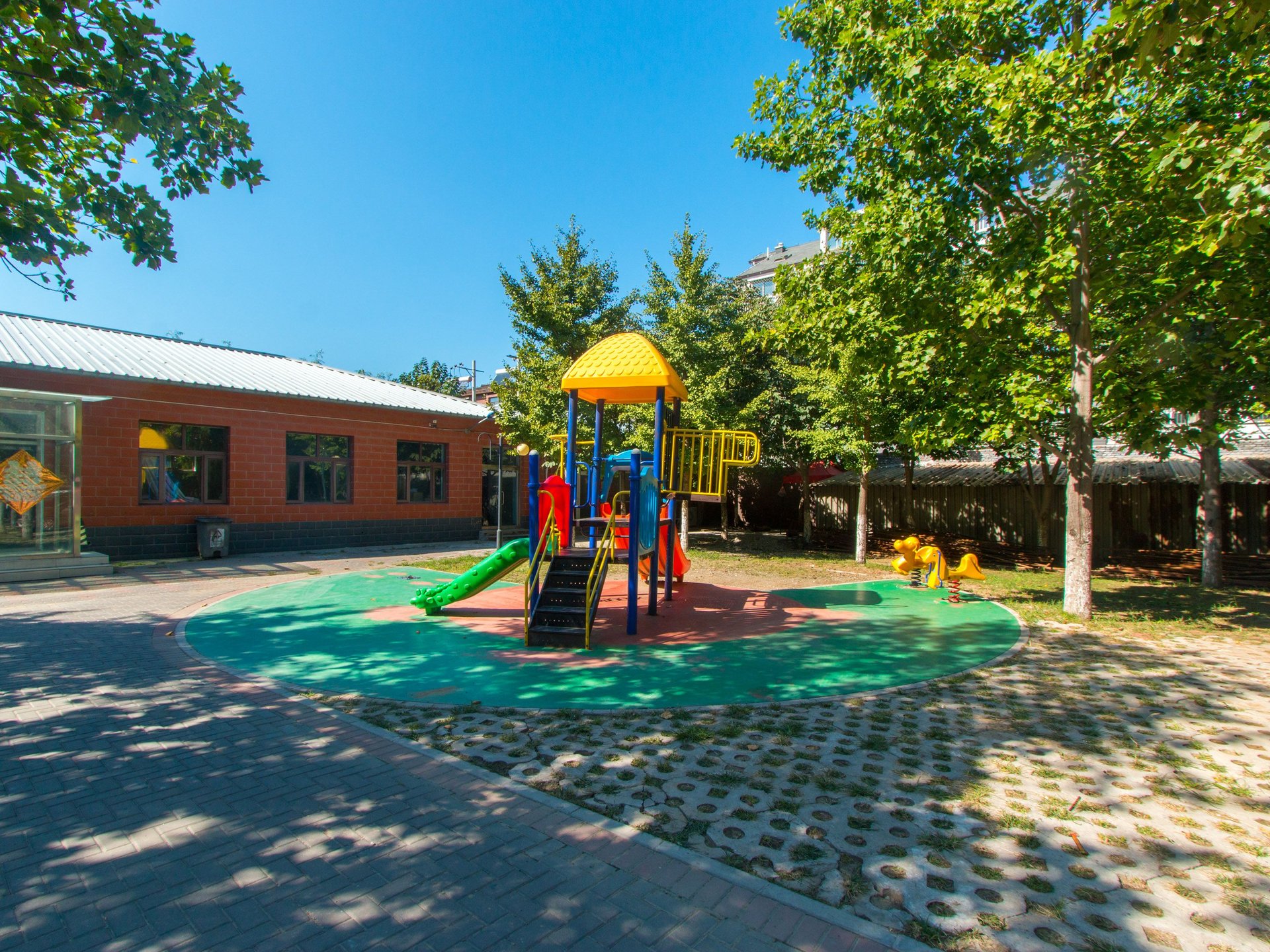 巨山馨苑 environment