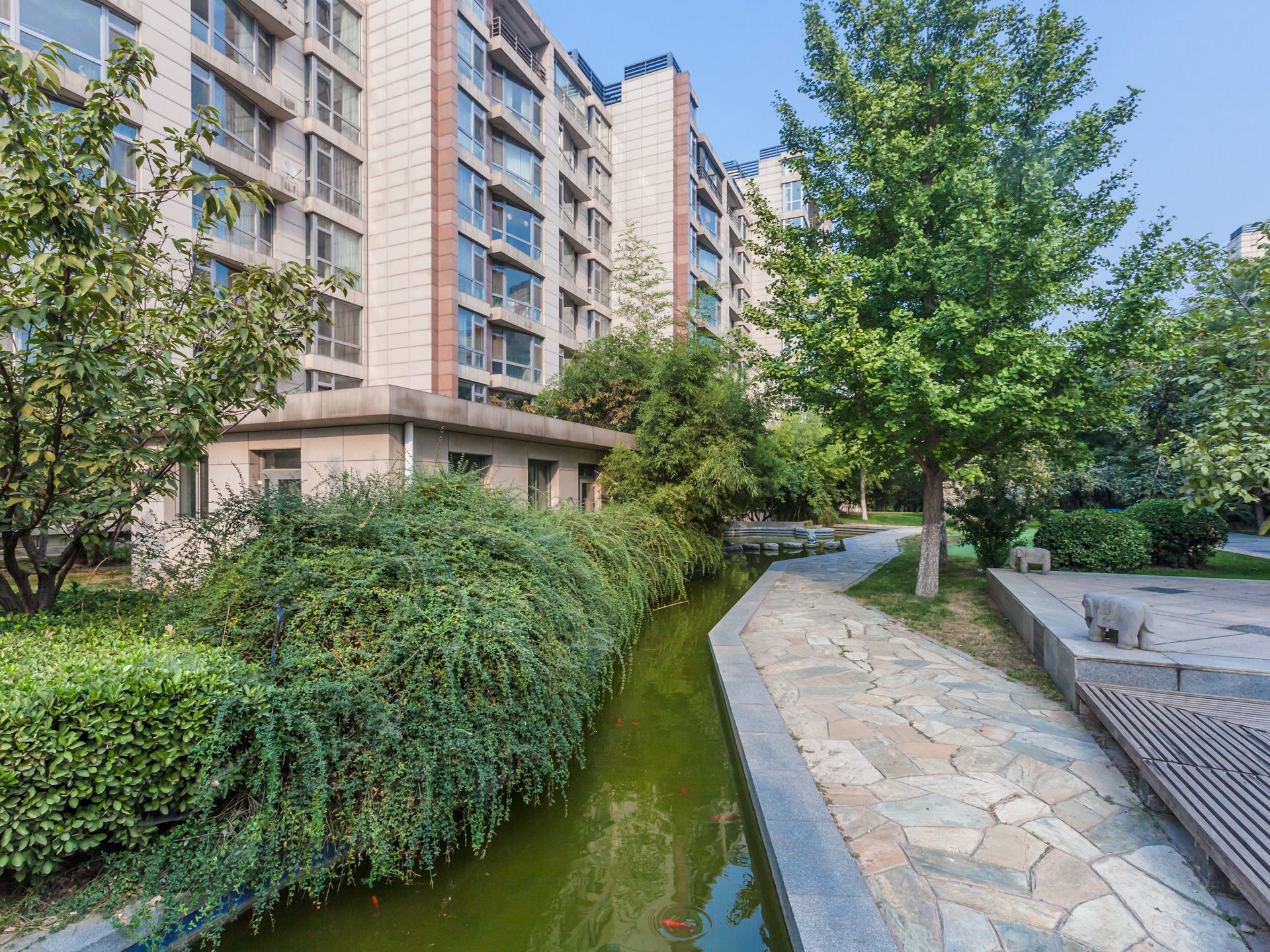 康斯丹郡 environment