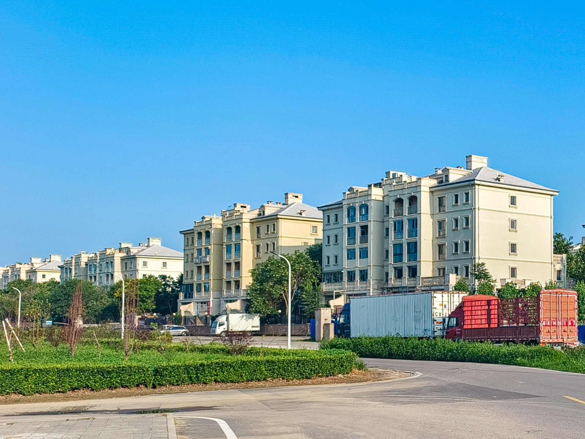 蓝岸丽舍一期 environment