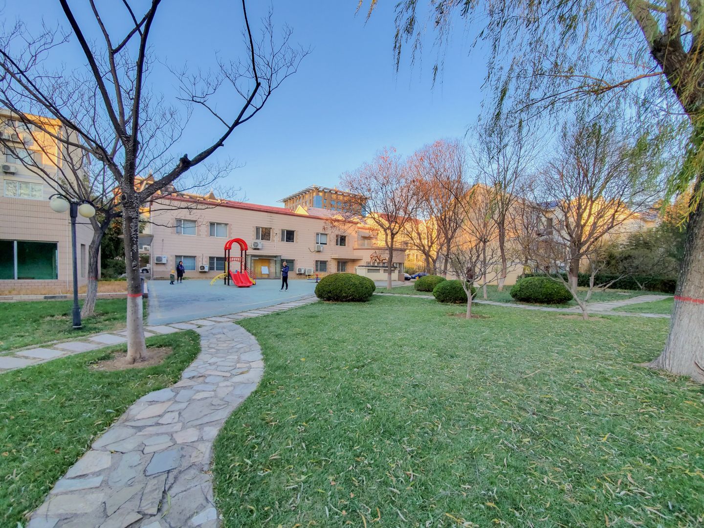 玲珑花园 environment