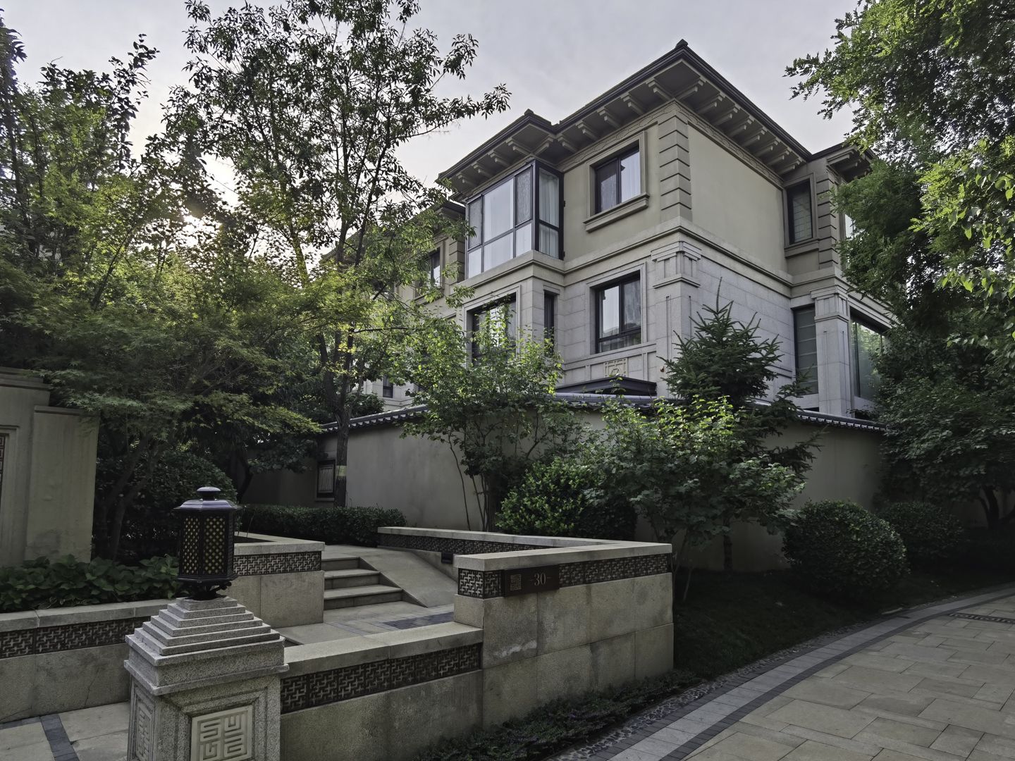 龙湖双珑原著 environment