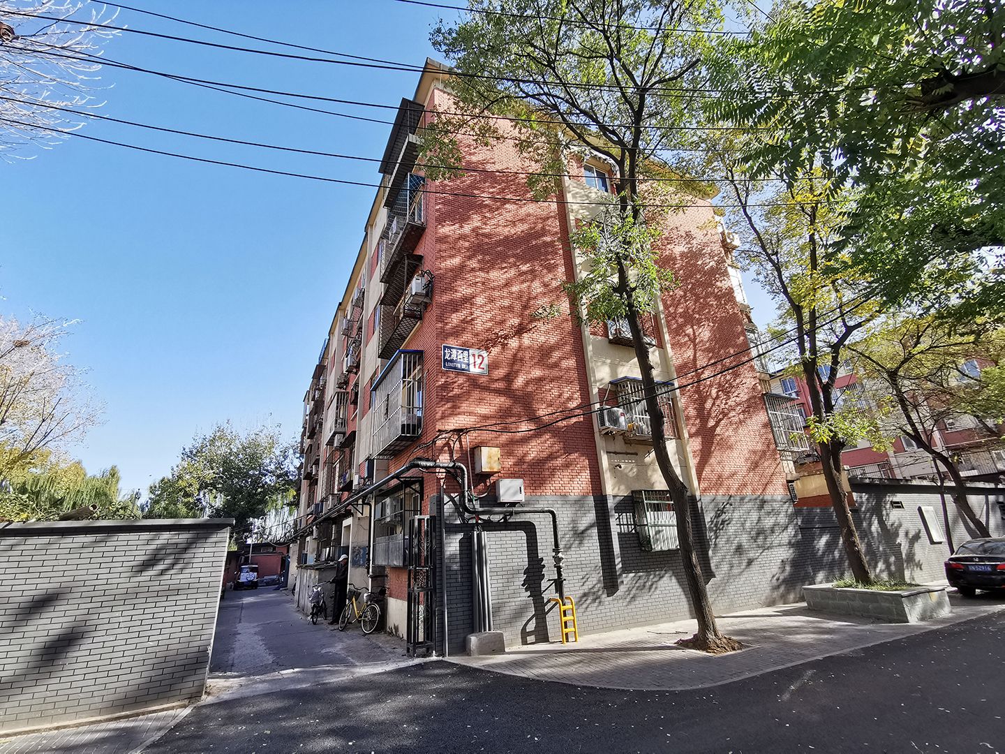 龙潭西里 environment