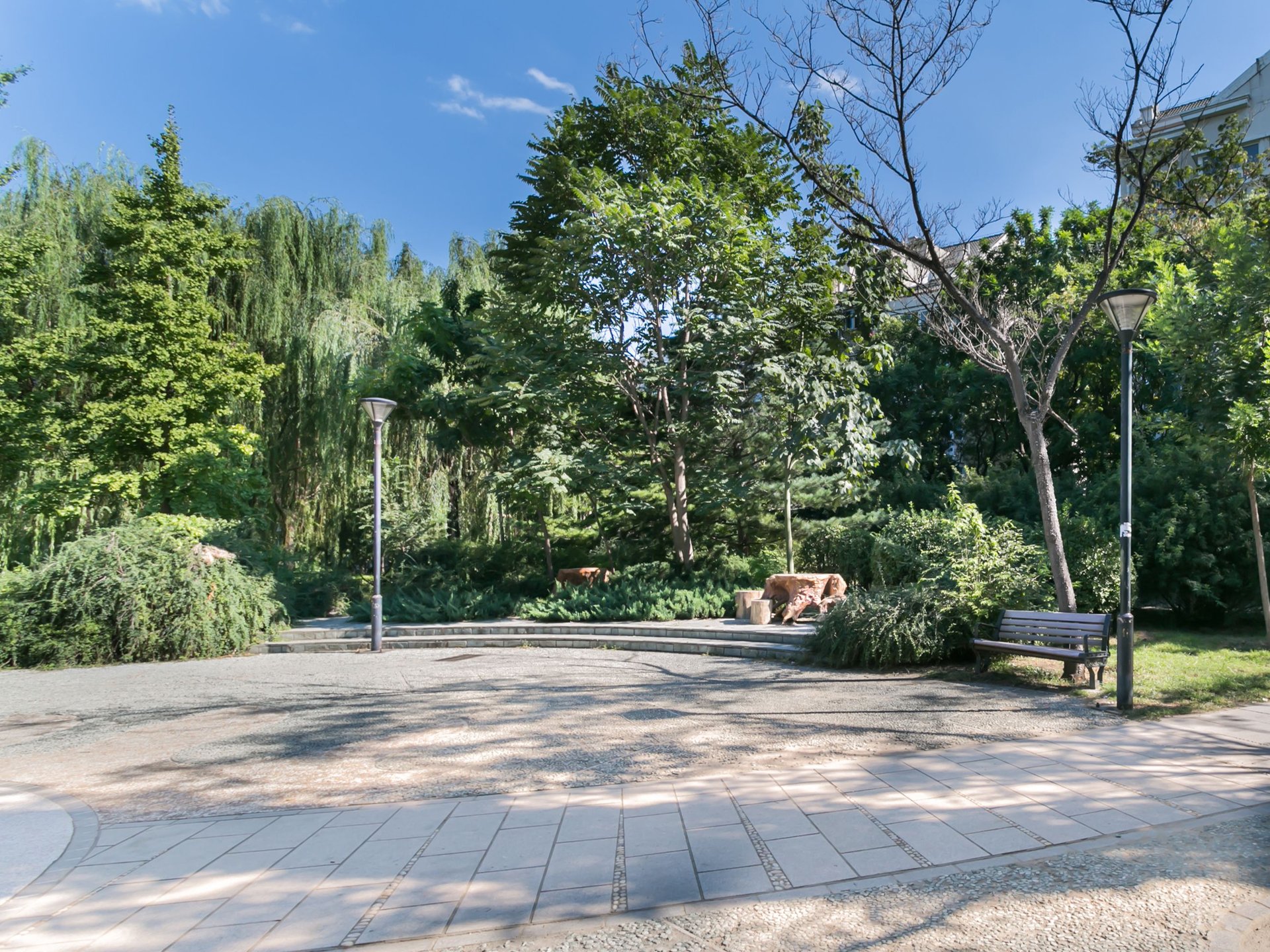 龙泽苑西区 environment