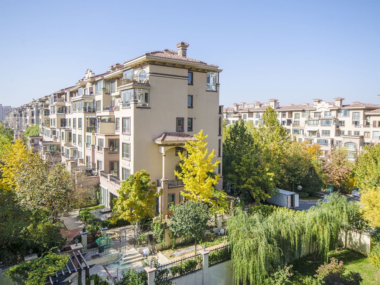 鲁能7号院颐景润园 environment