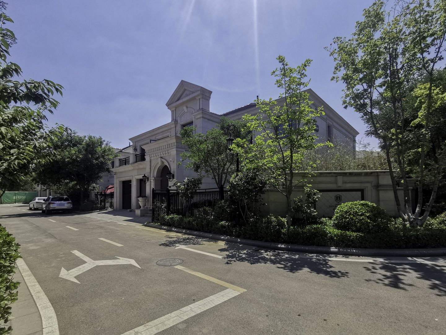 鲁能格拉斯小镇 environment