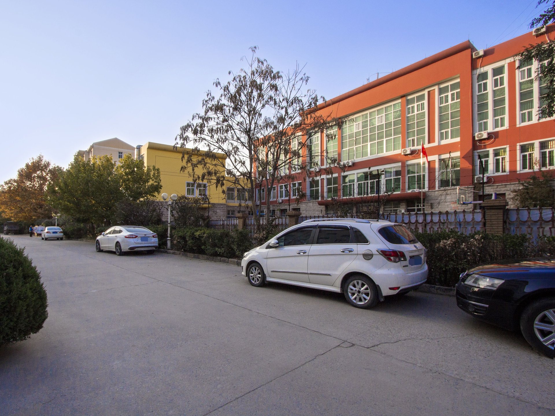 蓬莱公寓东区 environment