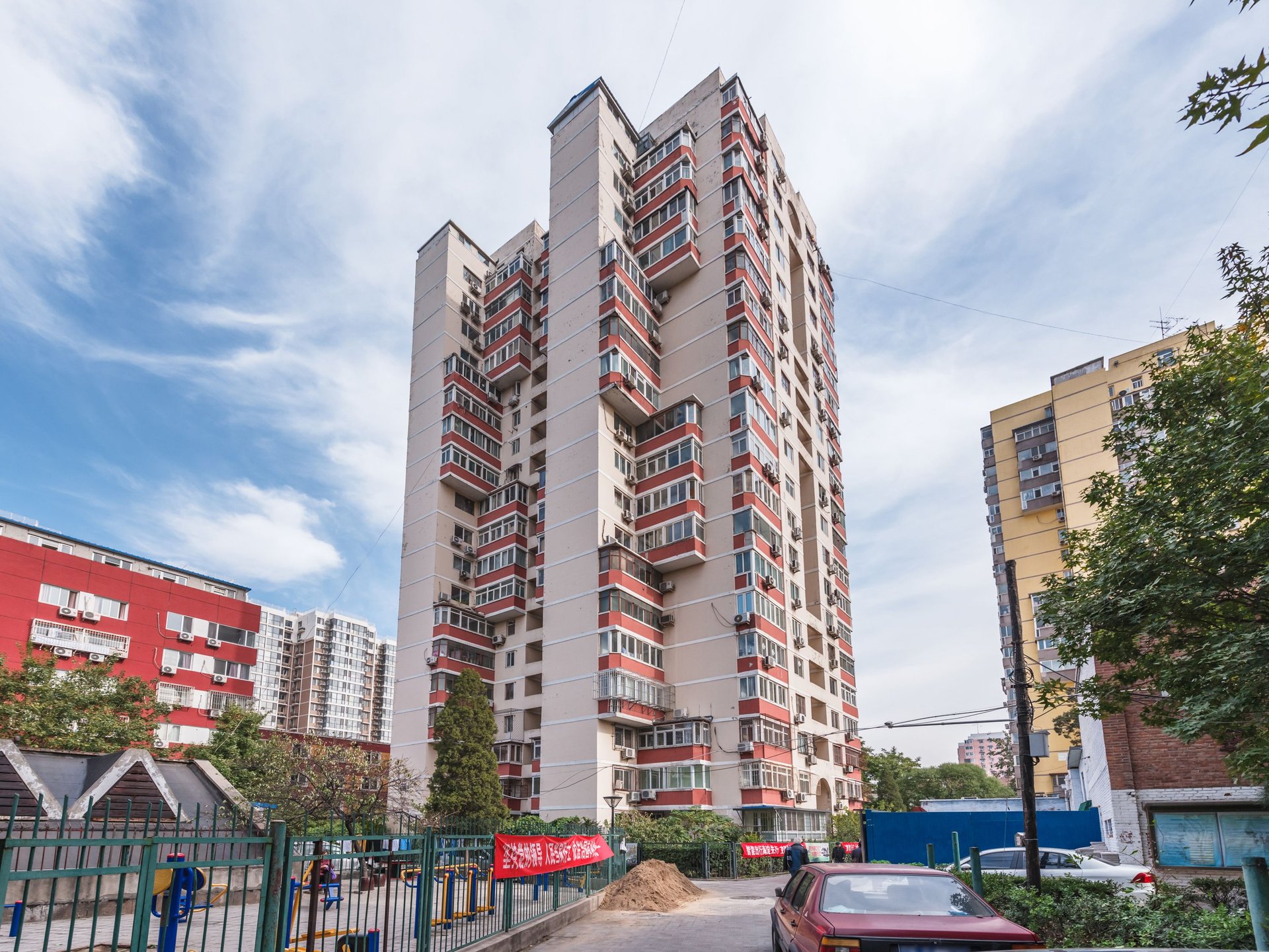 乔建里 environment