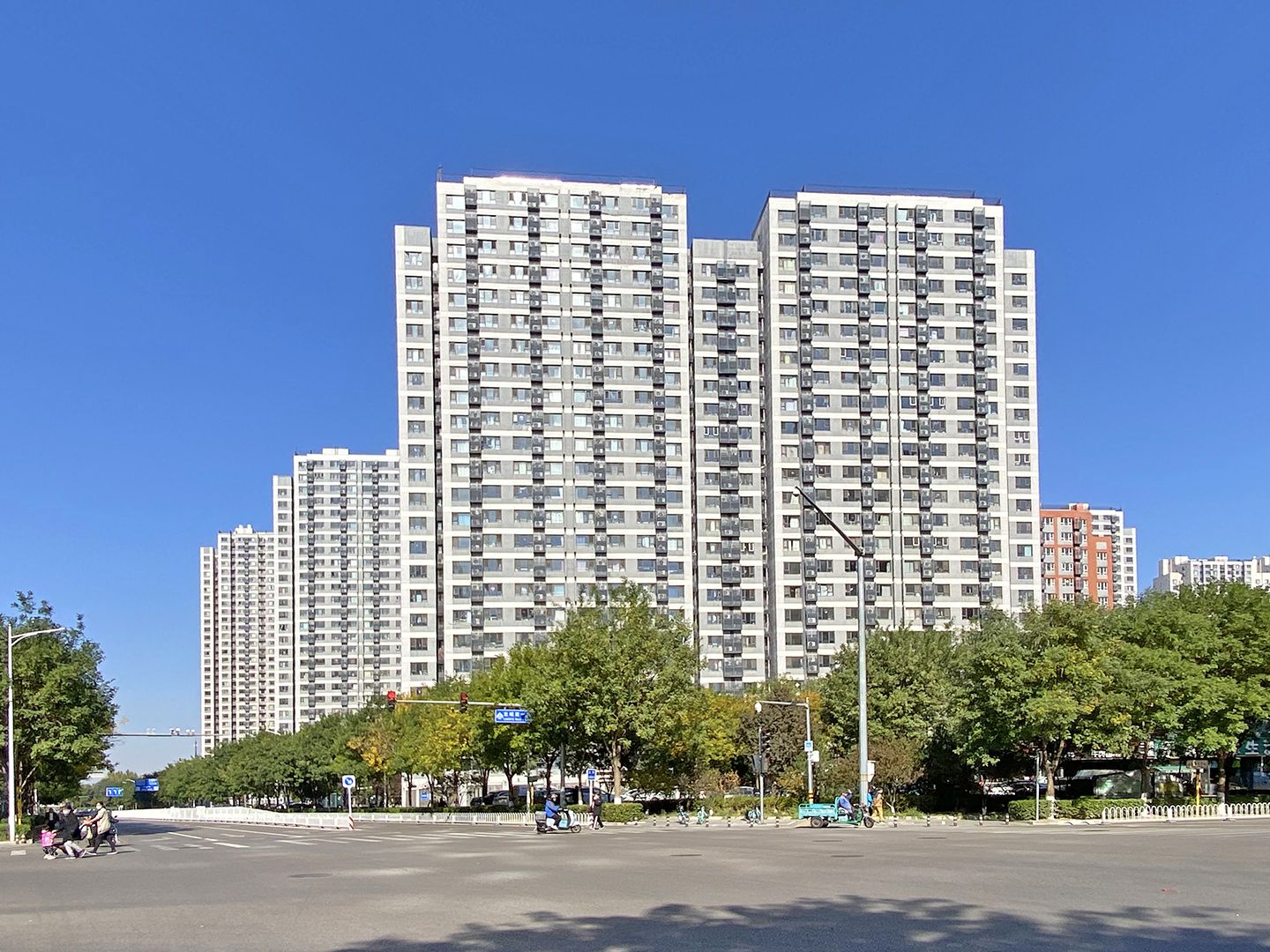 融泽嘉园中路1号院 environment