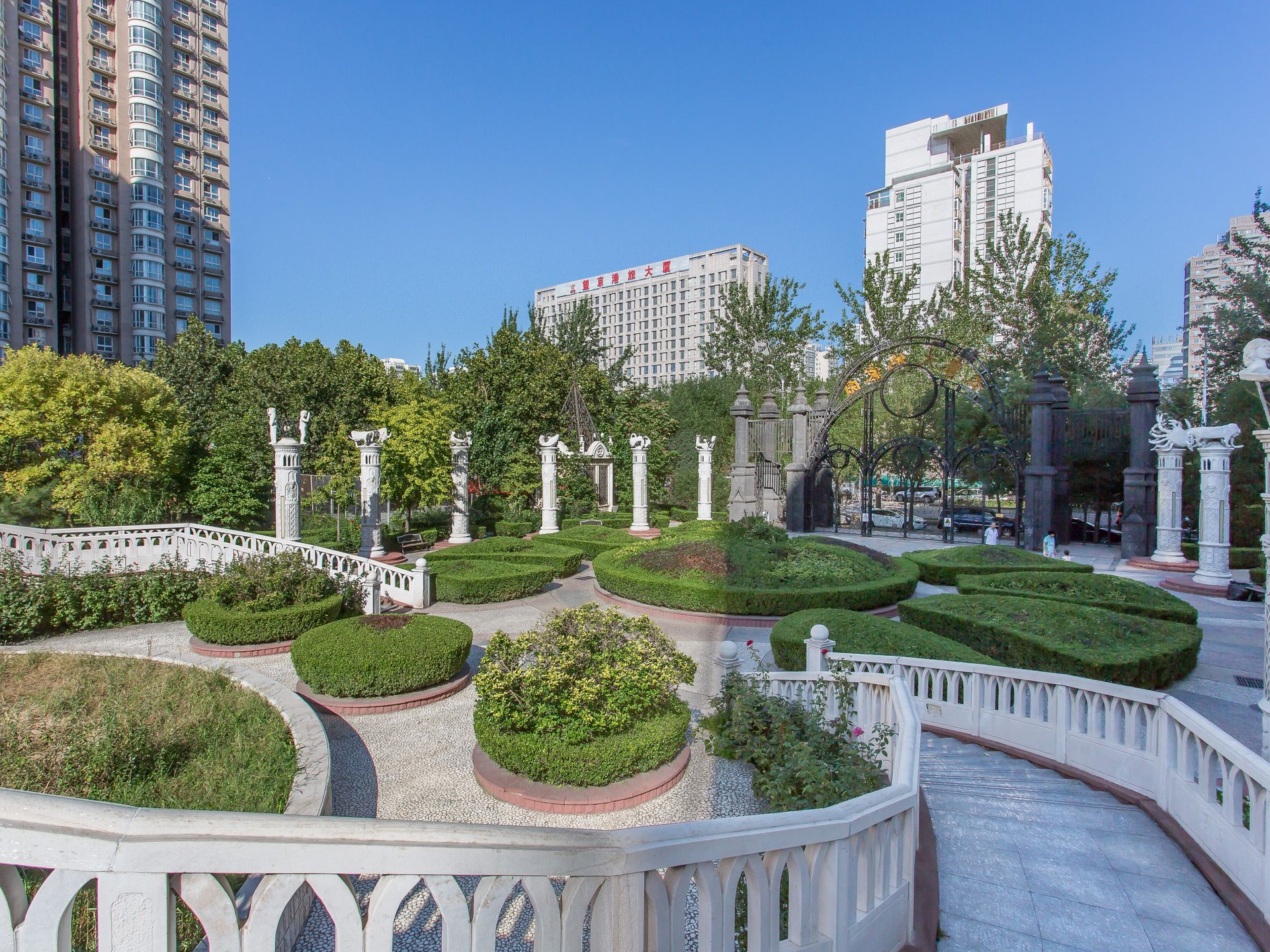 圣馨大地 environment