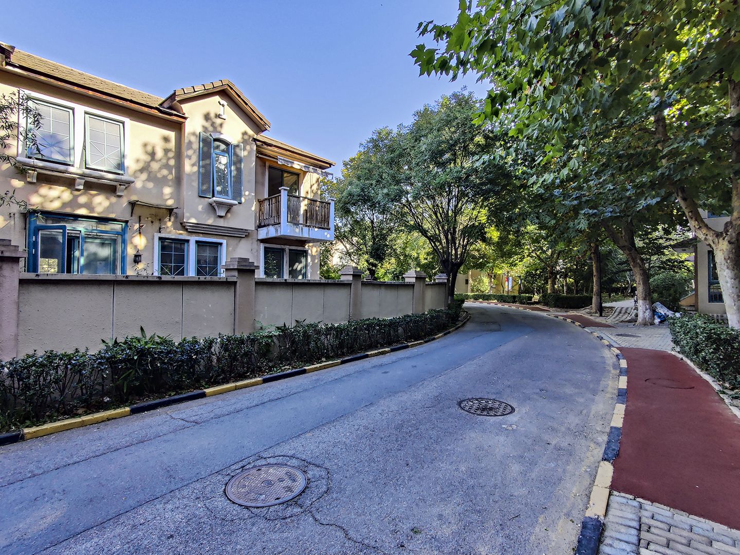 浉城百丽 environment