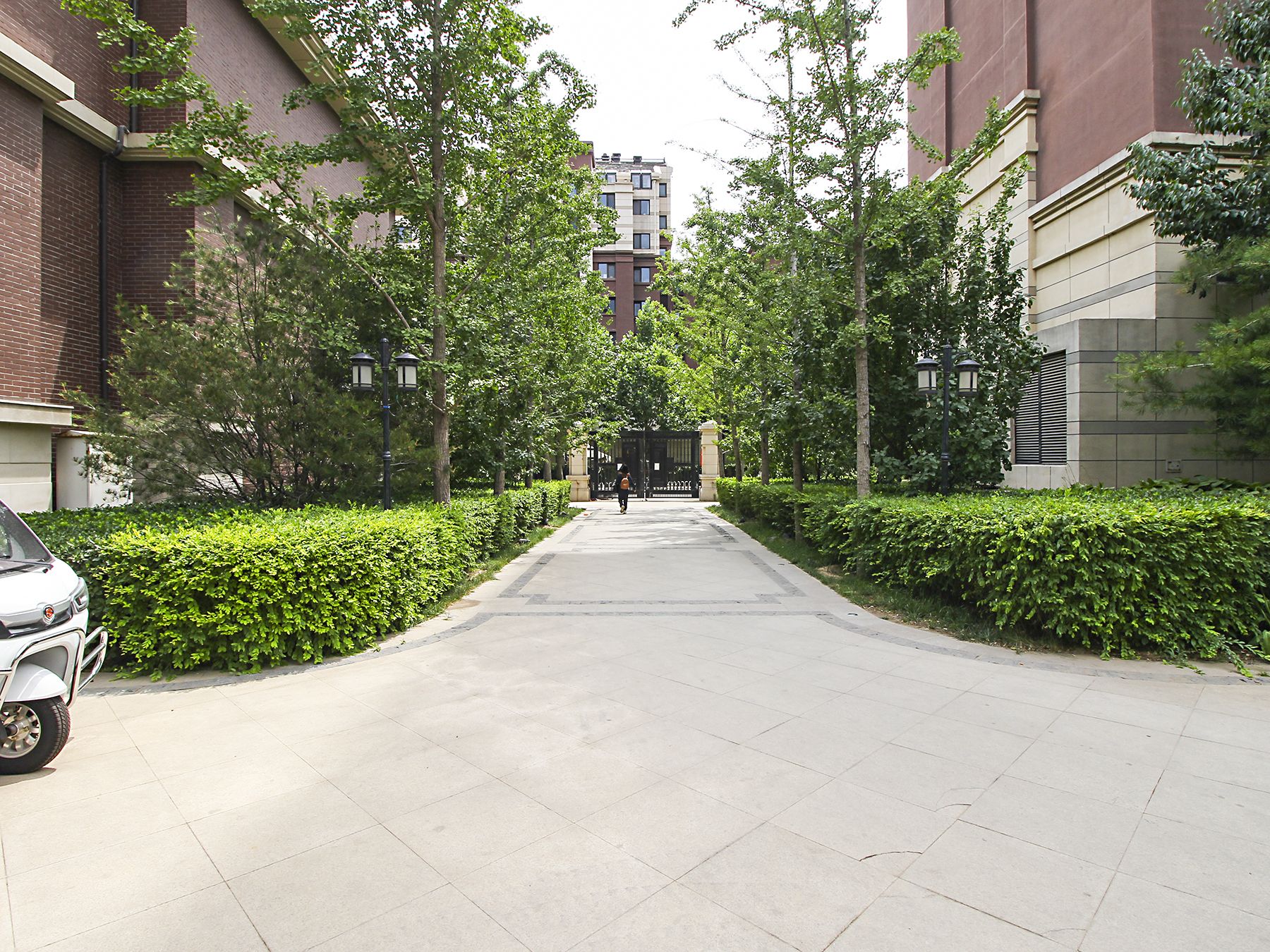 世华龙樾一期西区 environment