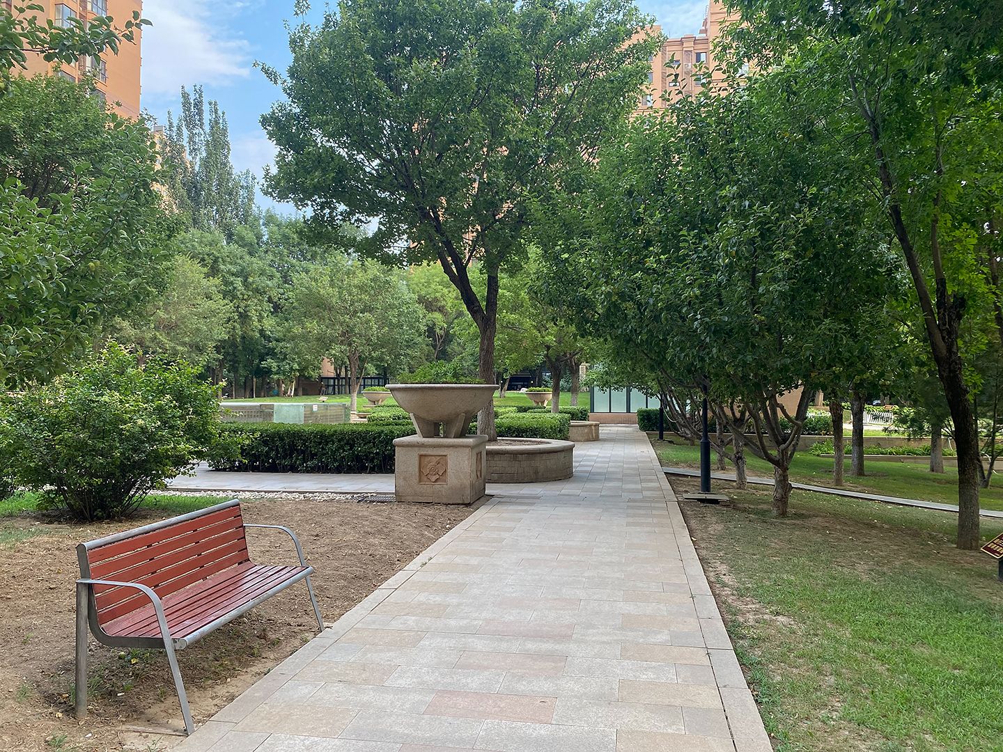 世华泊郡 environment