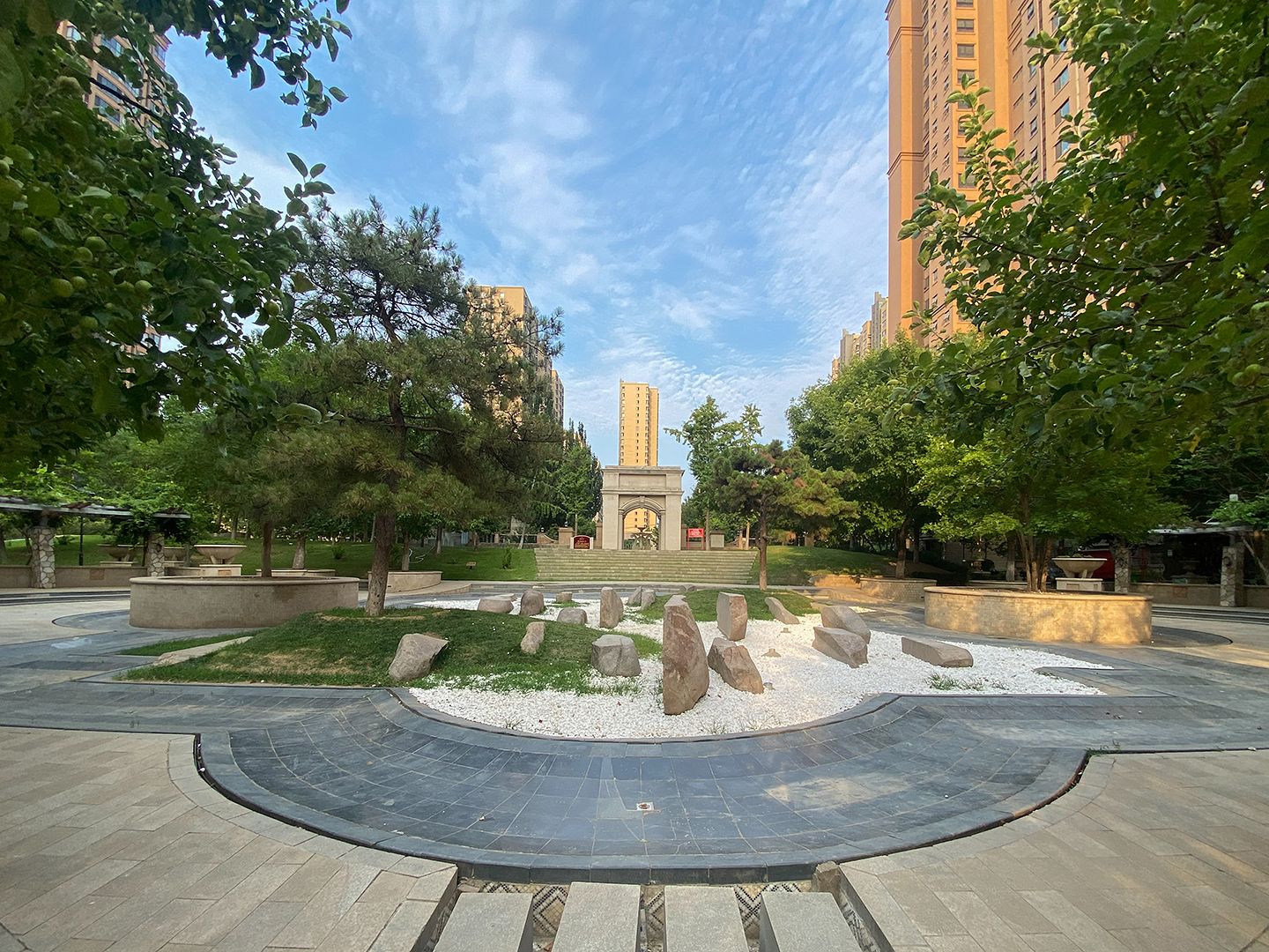 世华泊郡 environment