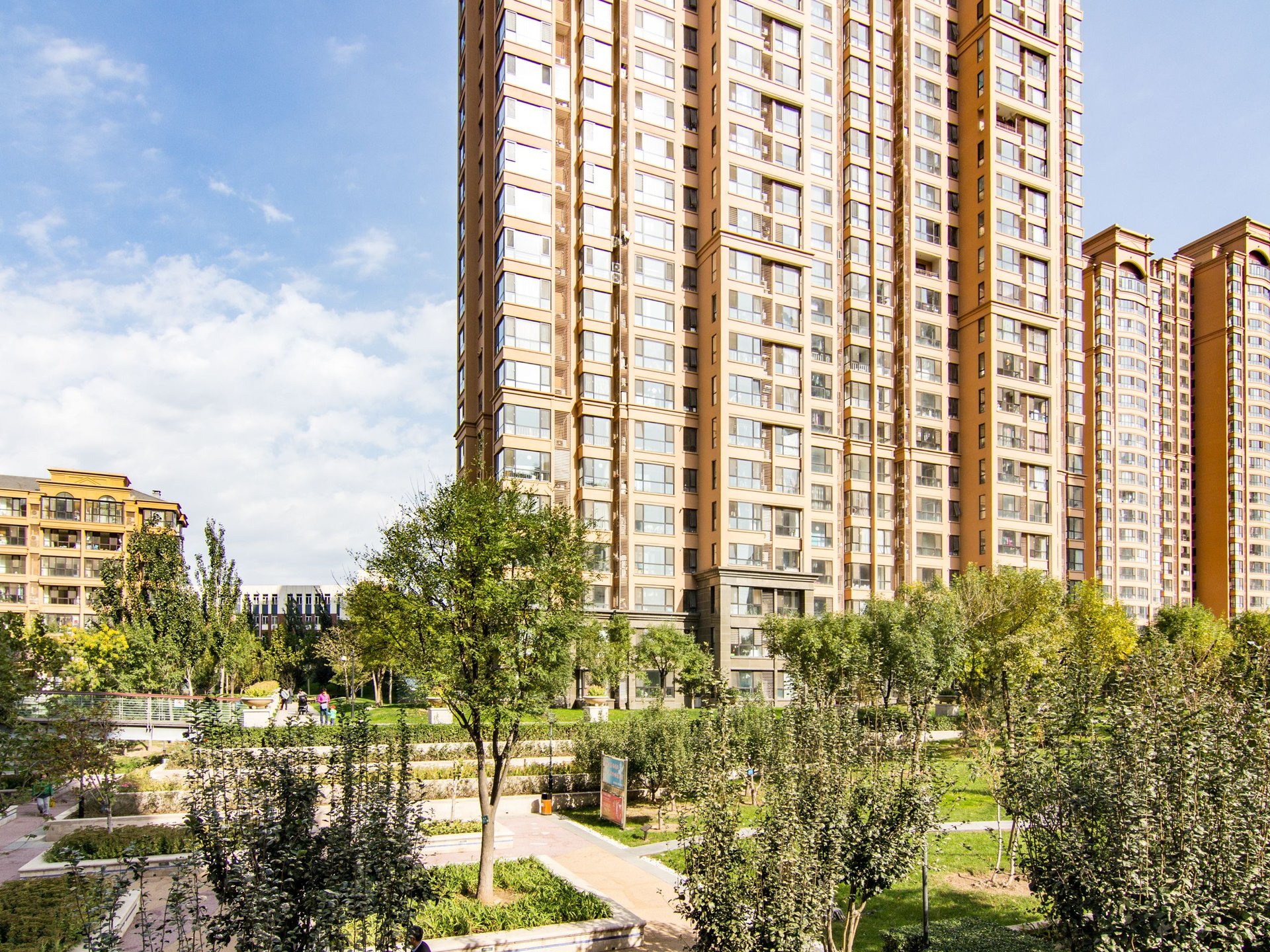 世华泊郡 environment