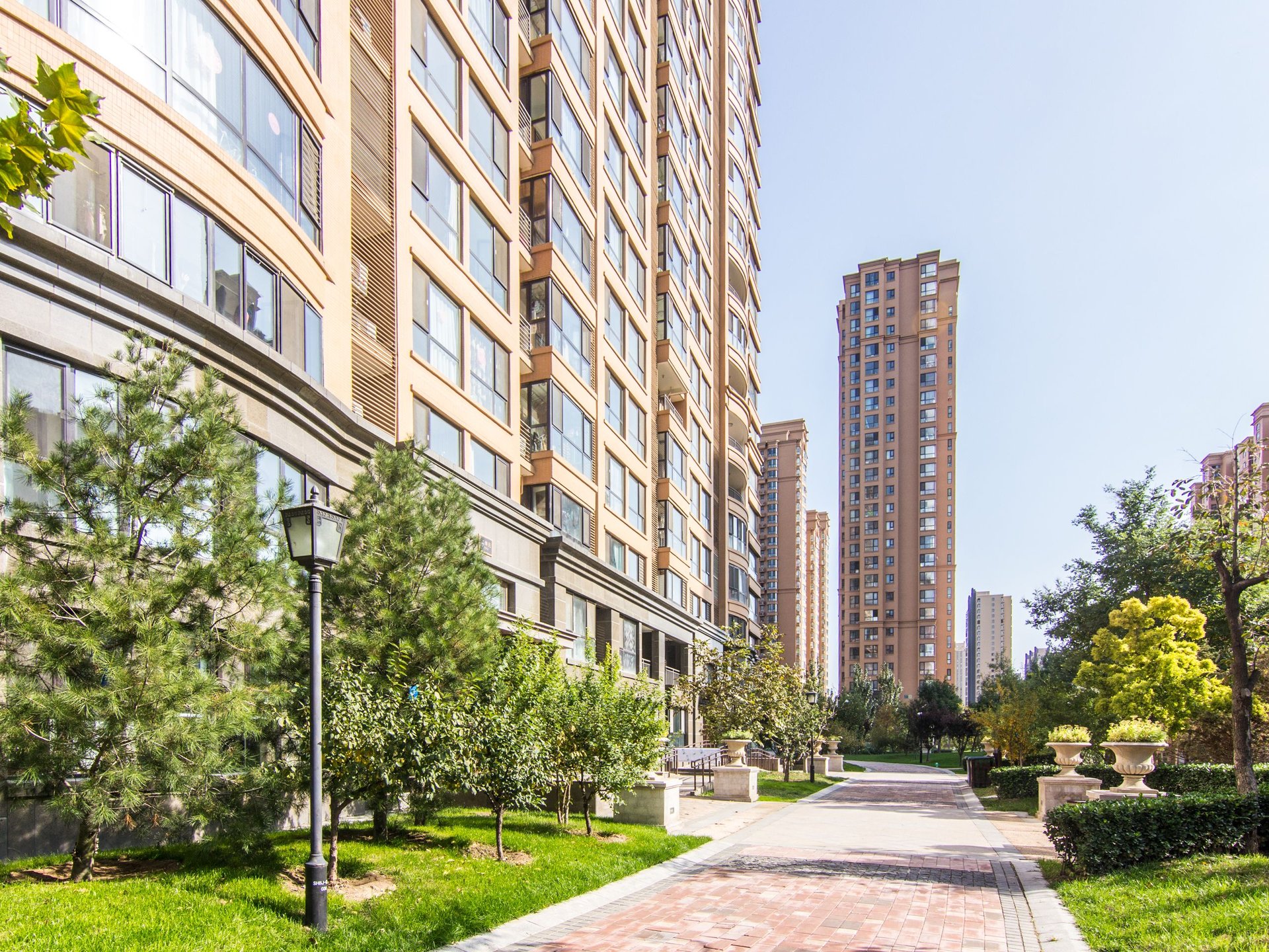 世华泊郡 environment