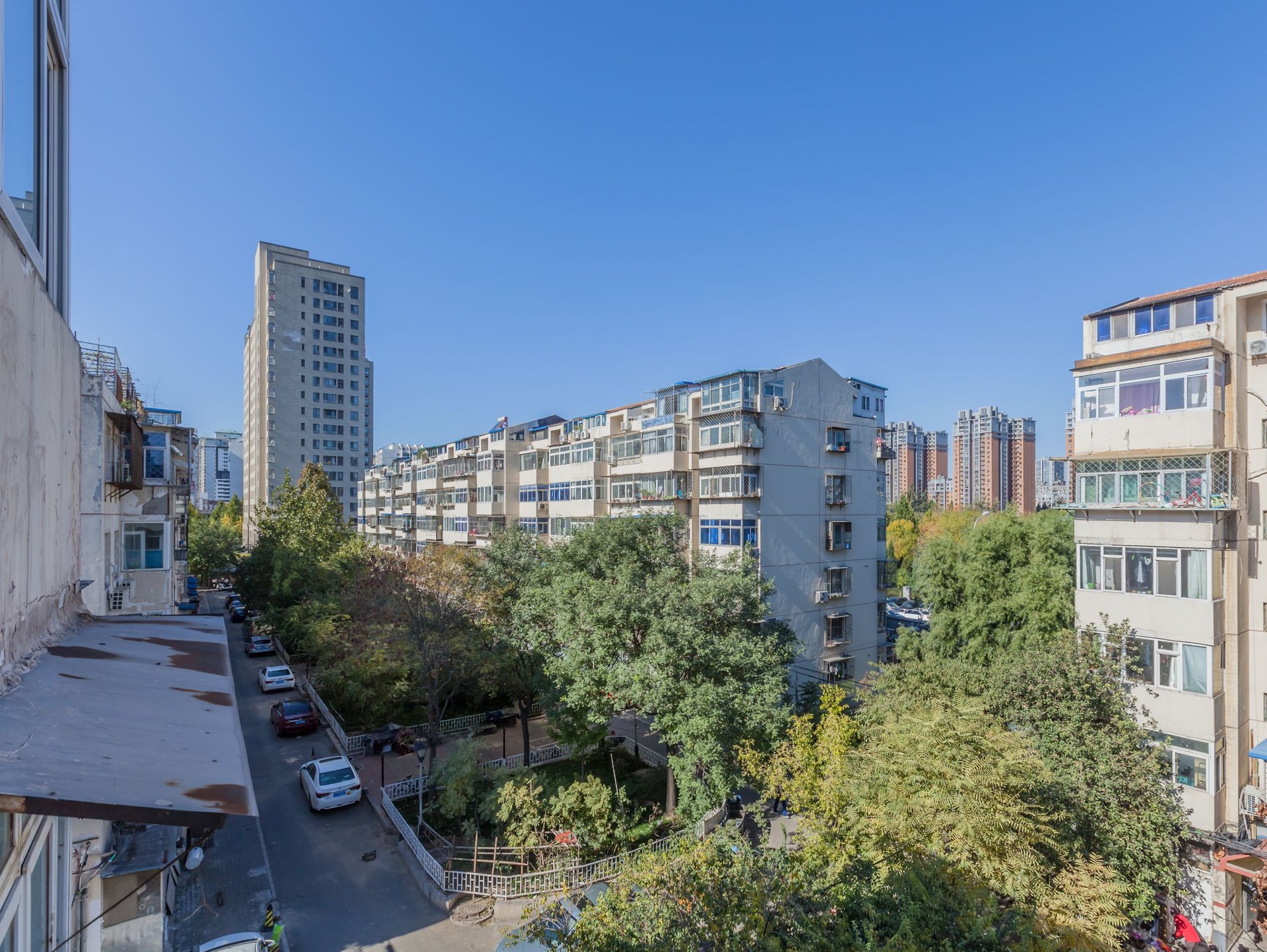 世纪村西区 environment