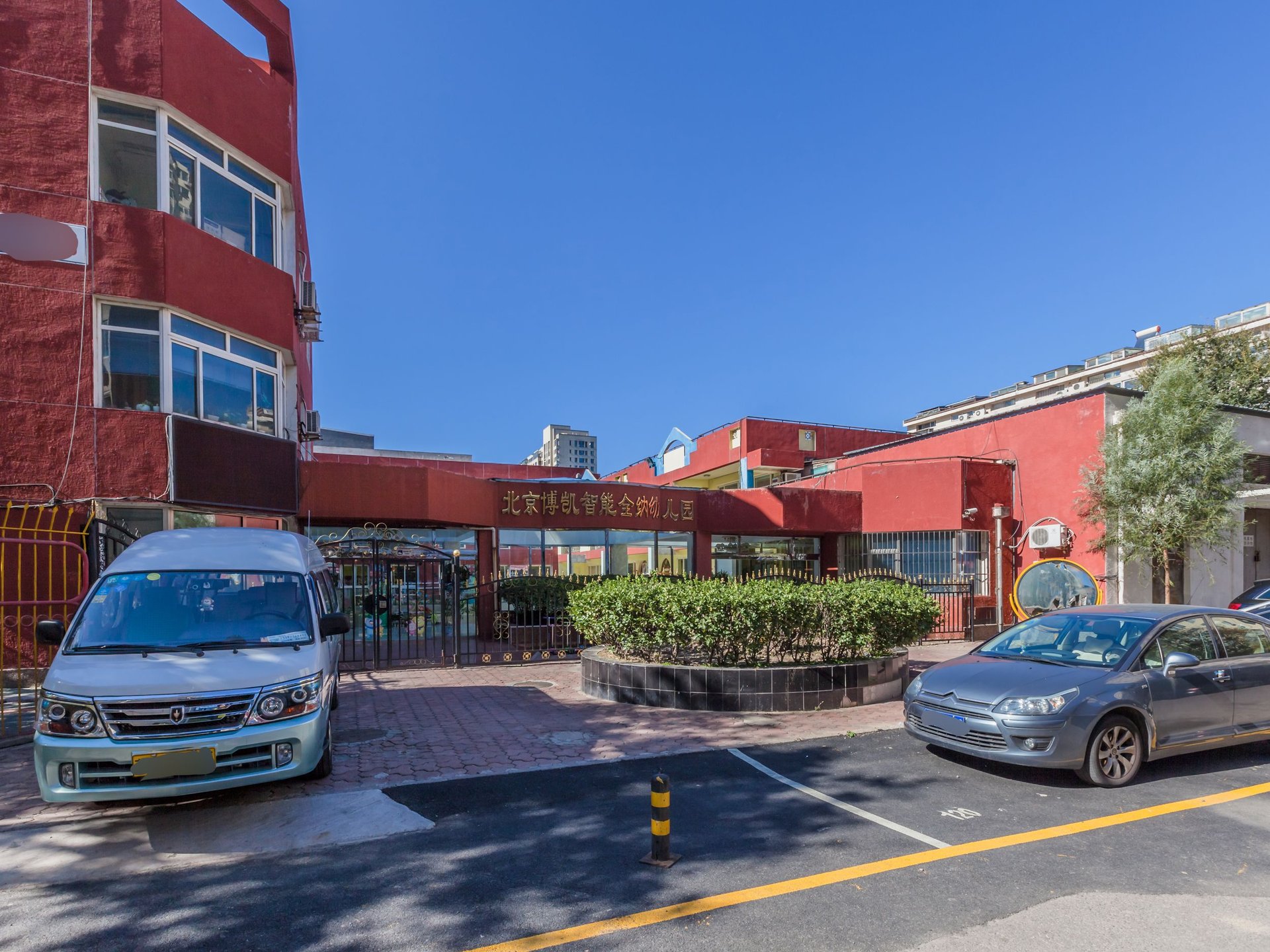 世纪村西区 environment