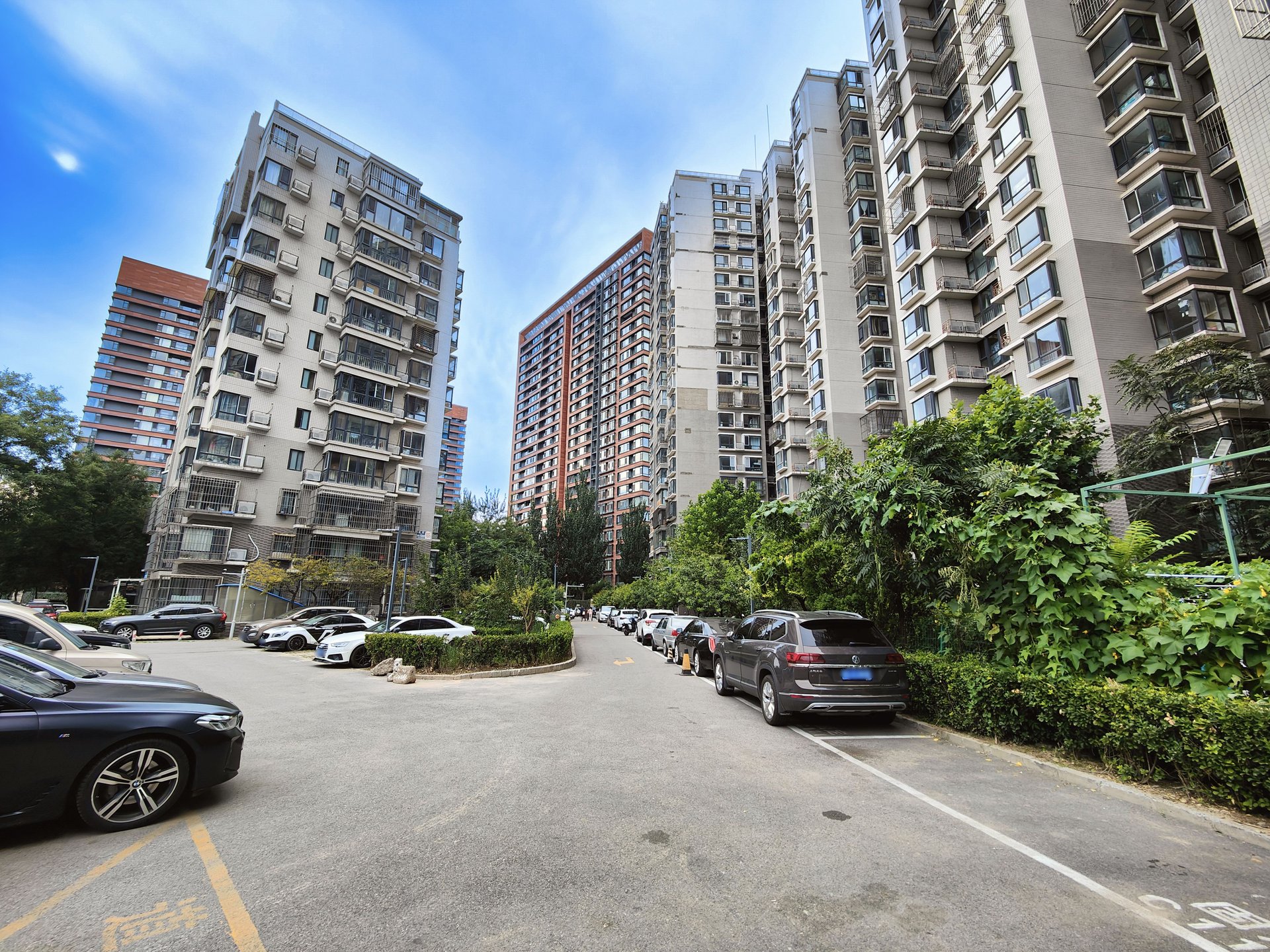 世纪东方城北区 environment